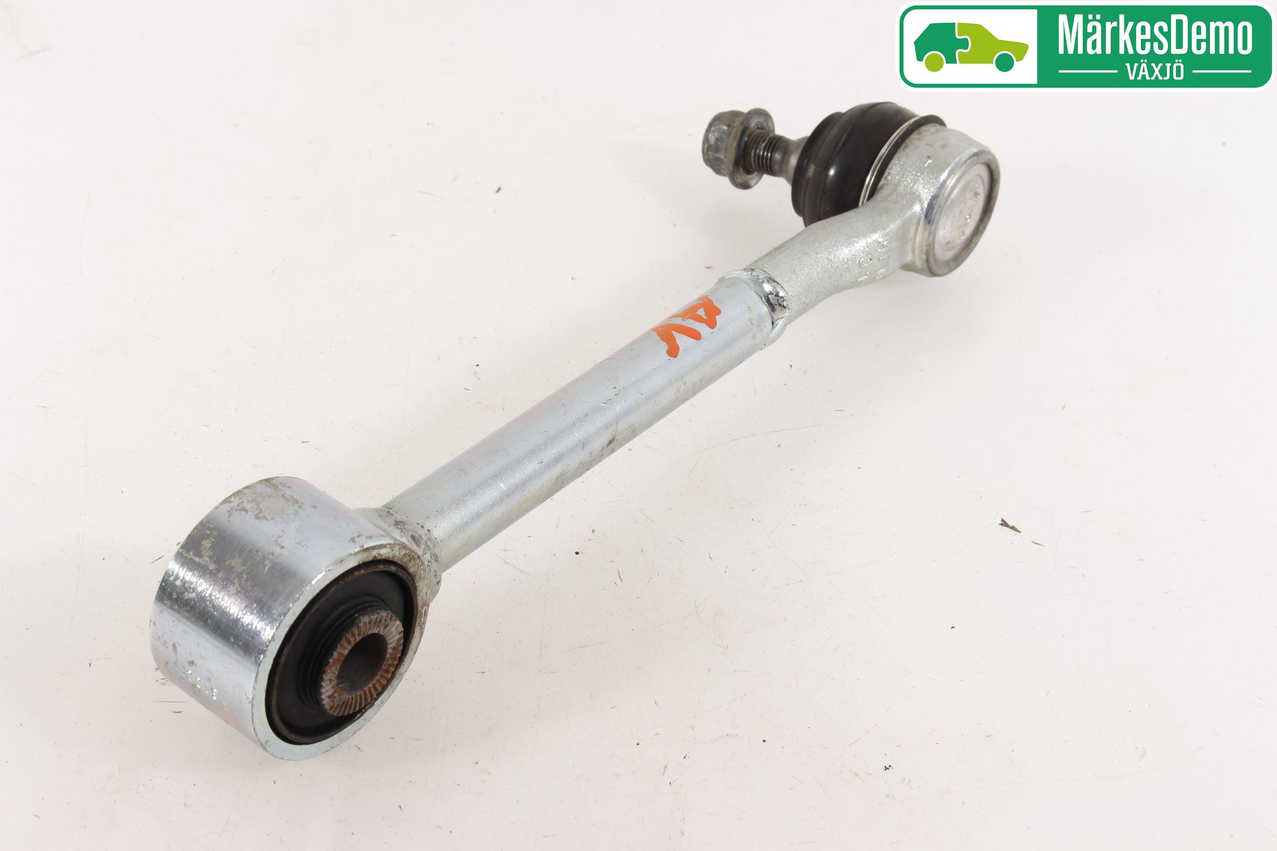 Toyota AURIS 13-19 Bärarm Bak Höger