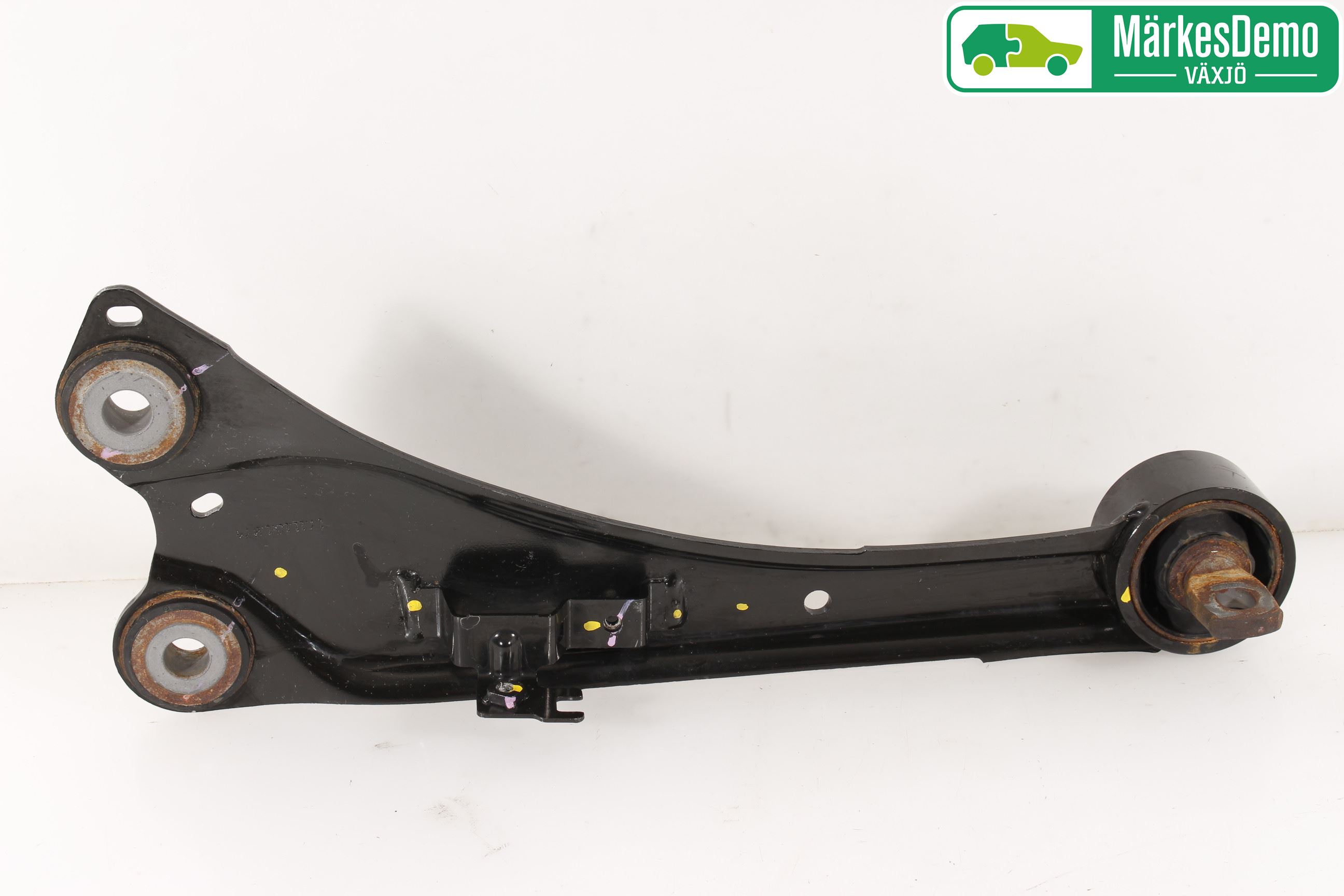 Toyota AURIS 13-19 Bärarm Bak Vänster