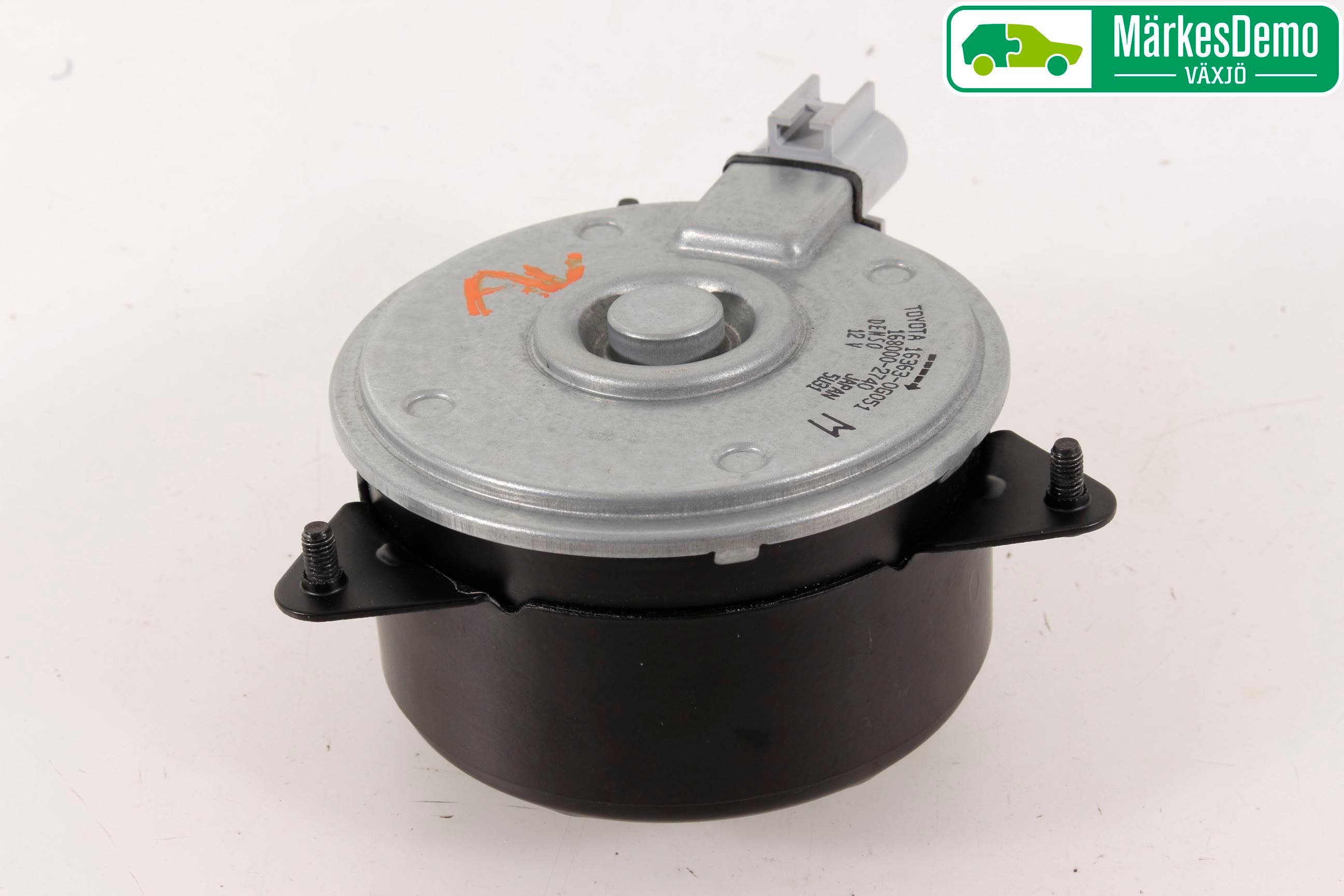 Toyota YARIS XP130 15-20 Kylfläkt El