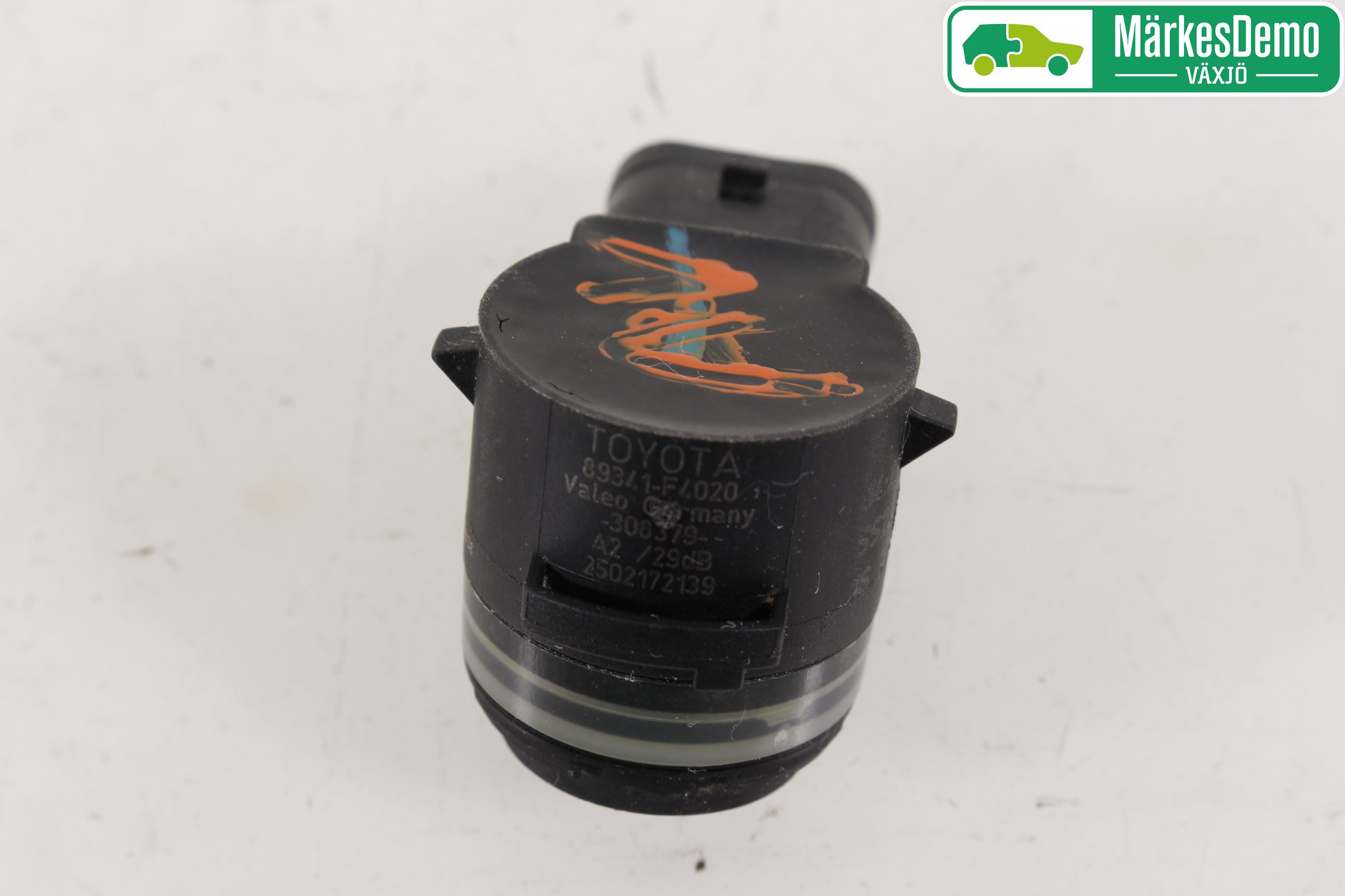 Toyota C-HR 16-23 Parkeringshjälp Frontsensor