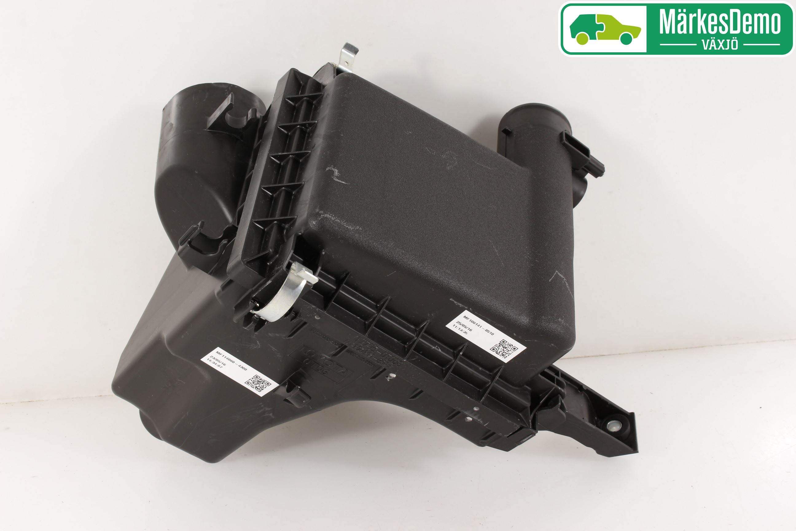 Toyota AURIS 13-19 Luftrenare