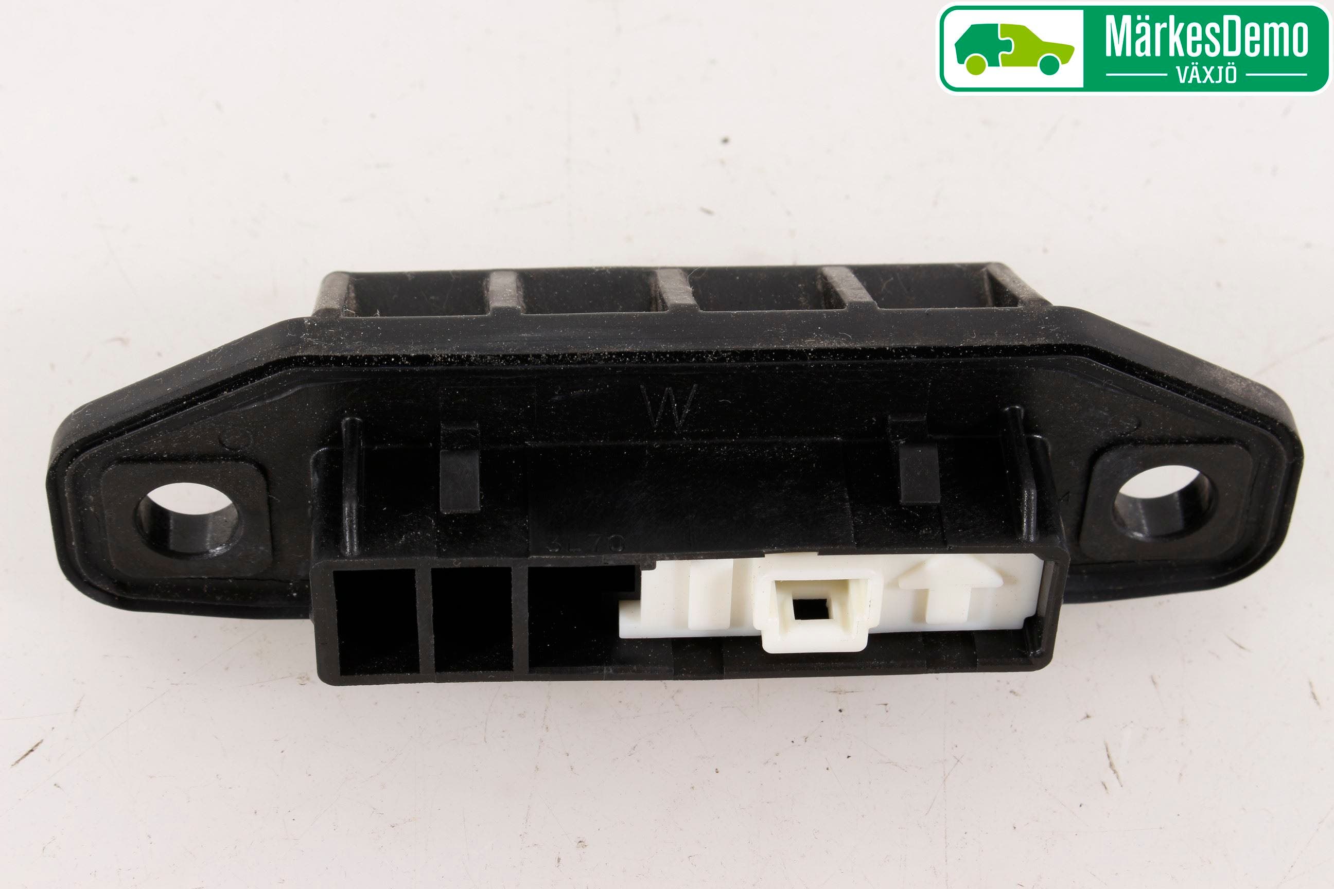 Toyota YARIS XP130 15-20 Bakluckehandtag