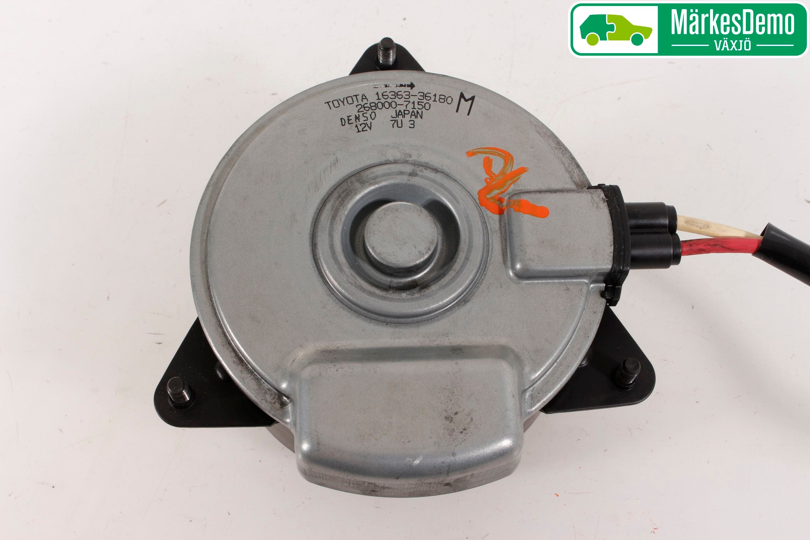 Lexus NX 300h 15-21 Kylfläkt El