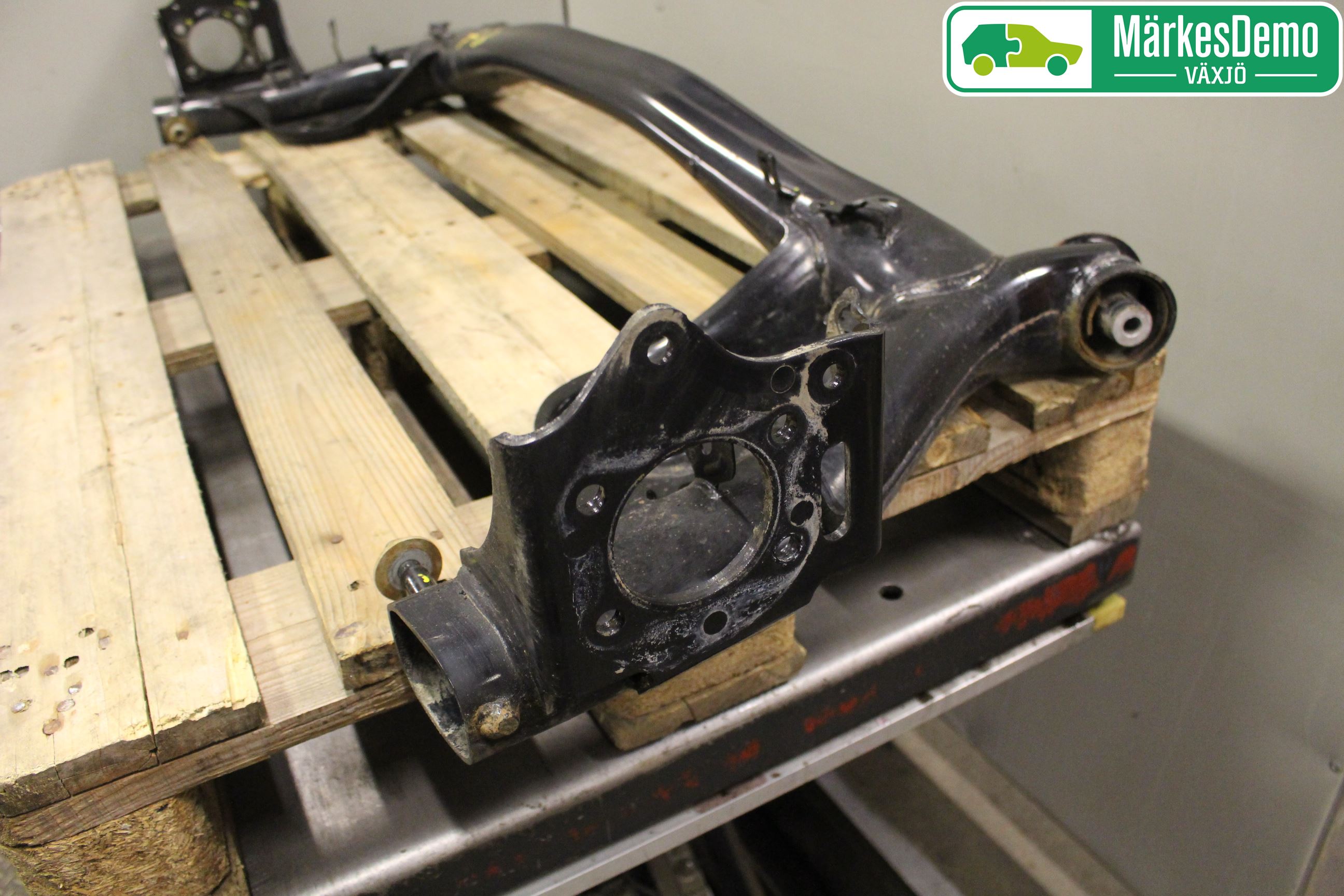 Suzuki VITARA 15- Bakaxelbalk