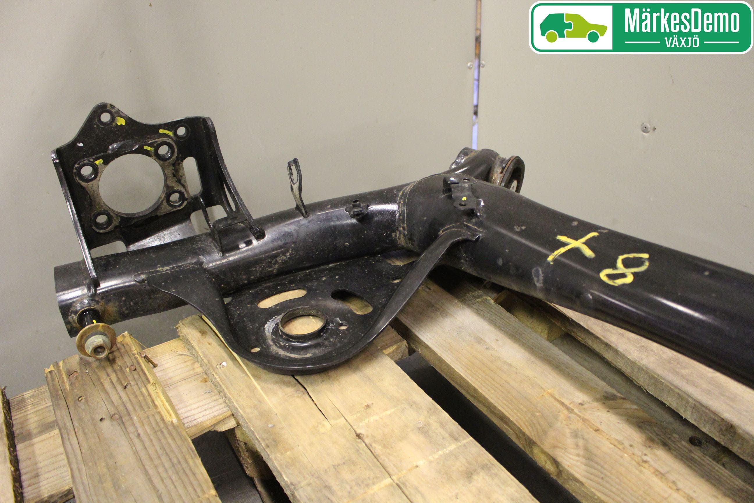 Suzuki VITARA 15- Bakaxelbalk