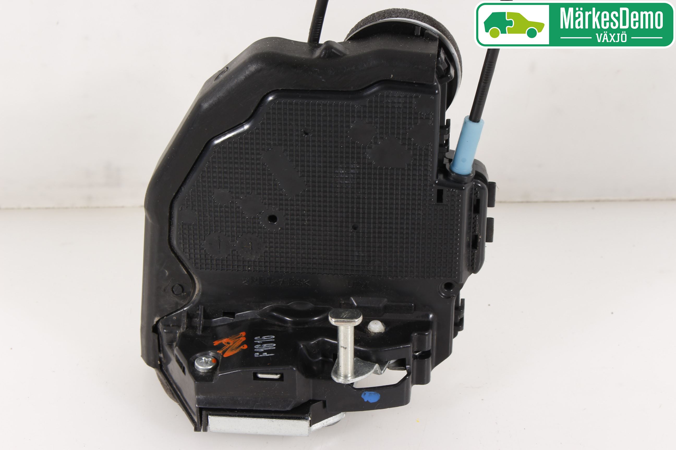 Toyota VERSO 09-18 Låskista-Dörrlås