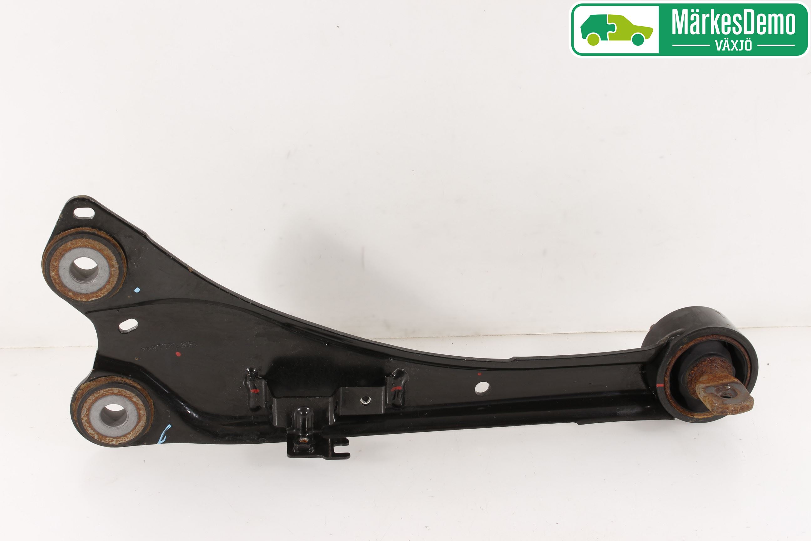 Toyota AURIS 13-19 Bärarm Bak Vänster