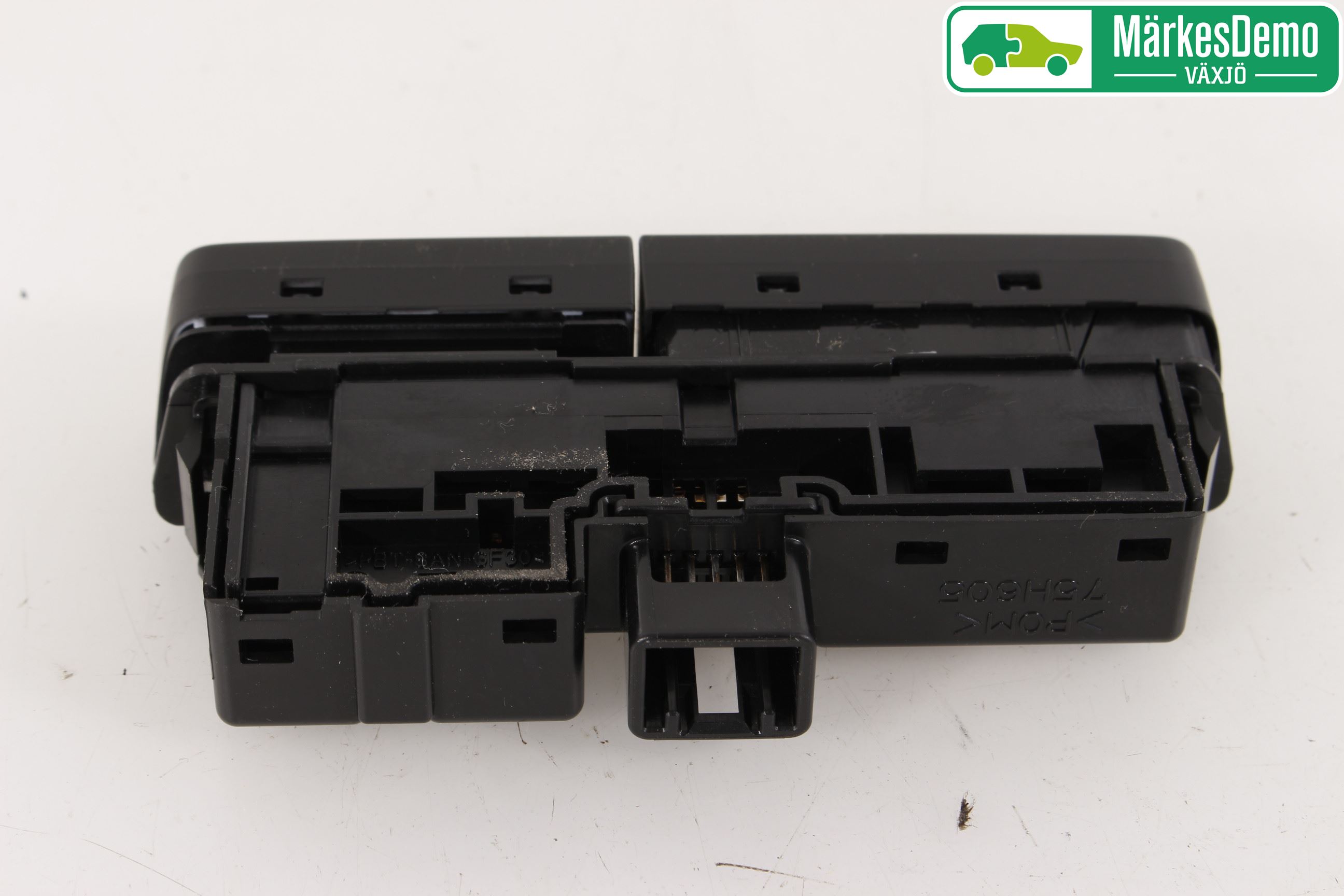 Suzuki VITARA 15- Strömställare Varnings