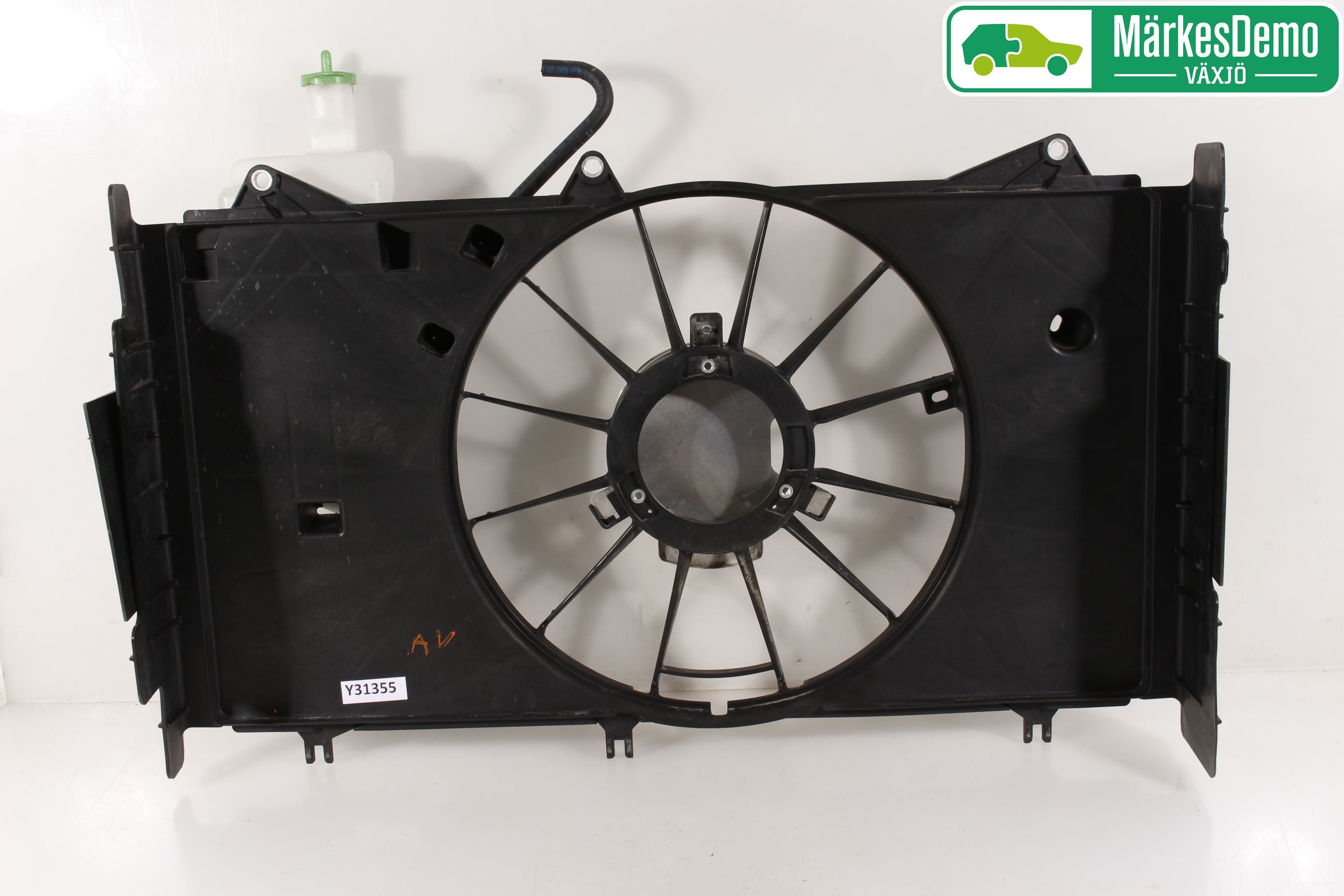 Suzuki VITARA 15- Kylfläktkåpa