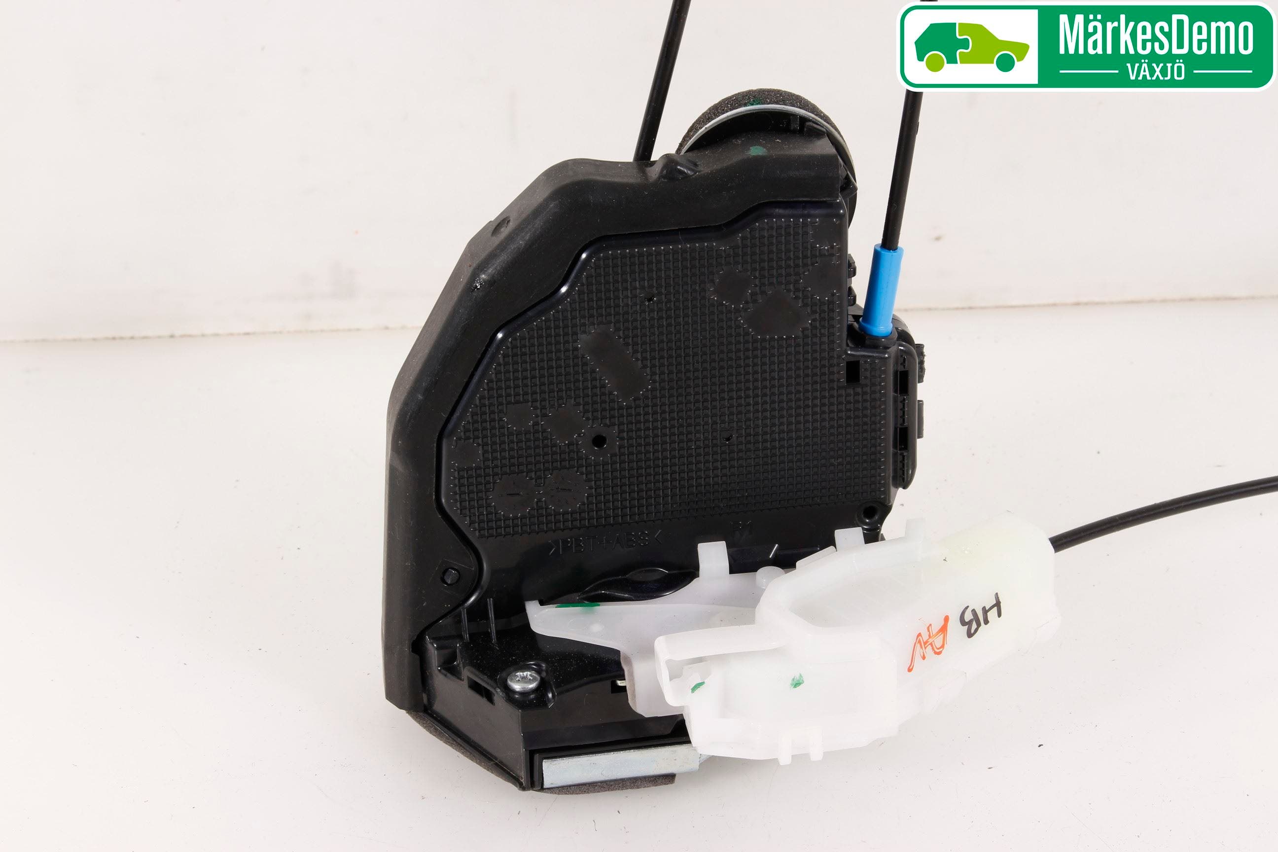 Toyota C-HR 16-23 Låskista-Dörrlås