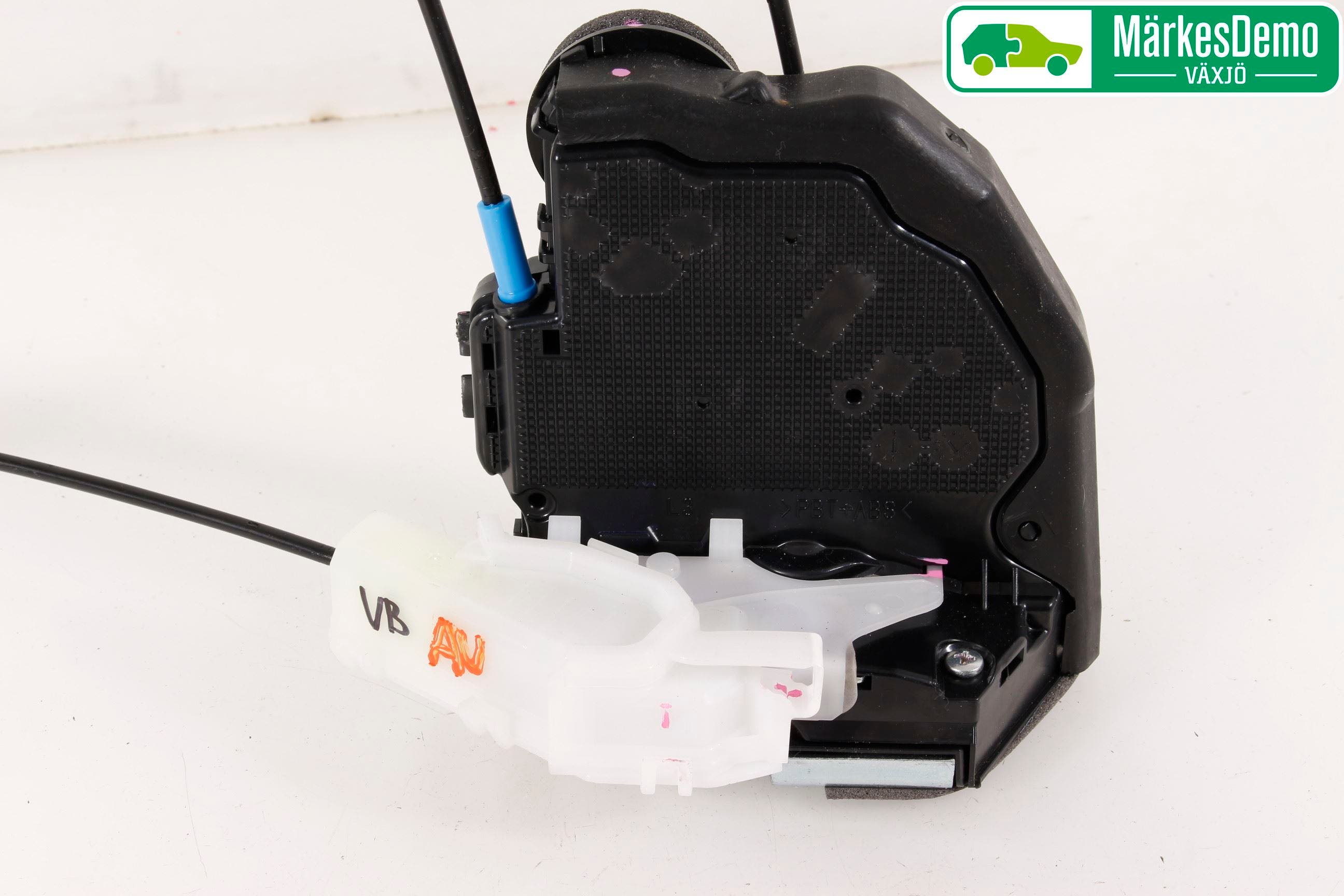 Toyota C-HR 16-23 Låskista-Dörrlås