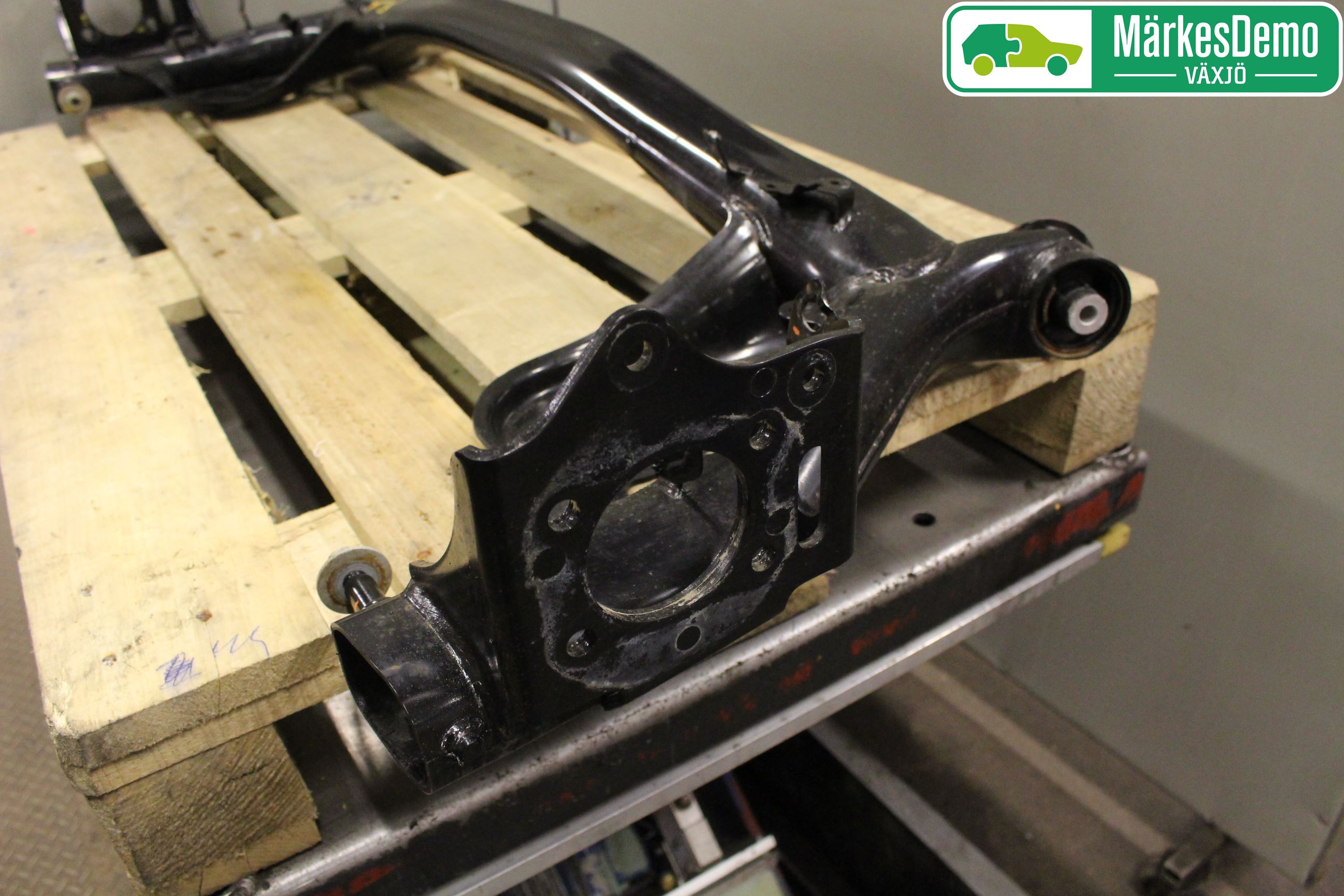 Suzuki VITARA 15- Bakaxelbalk