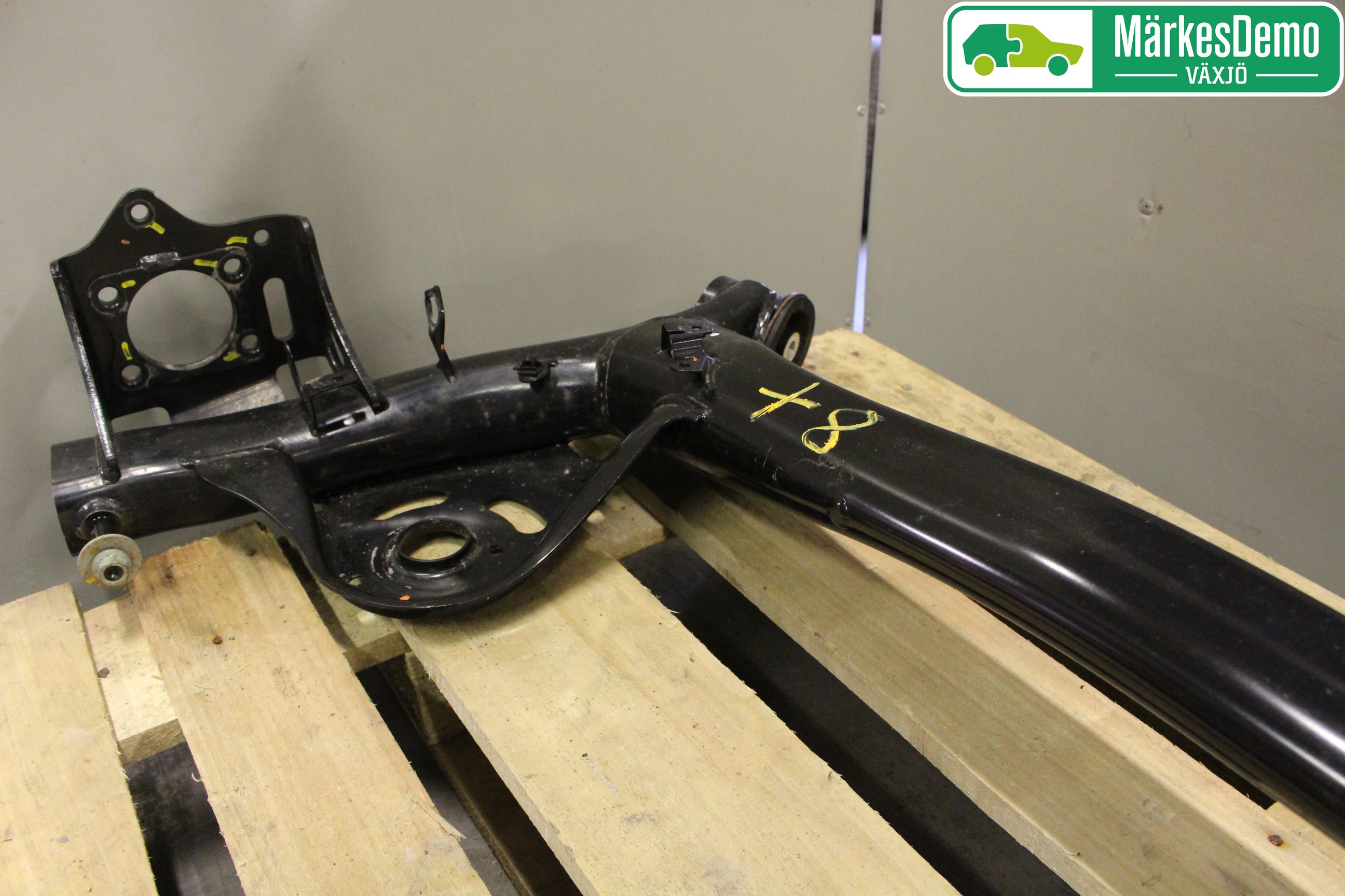 Suzuki VITARA 15- Bakaxelbalk