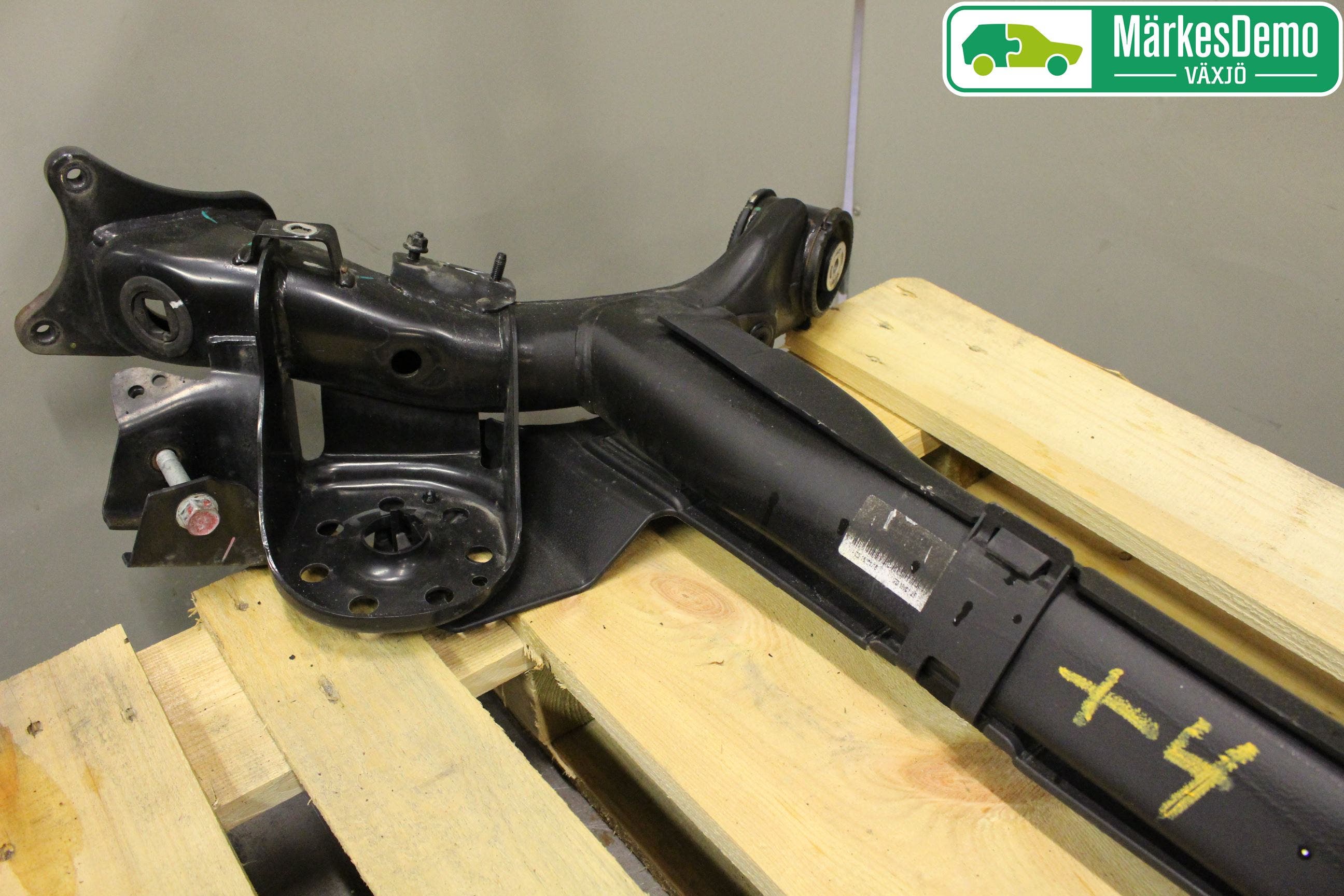 Hyundai i20 GB 15-20 Bakaxelbalk