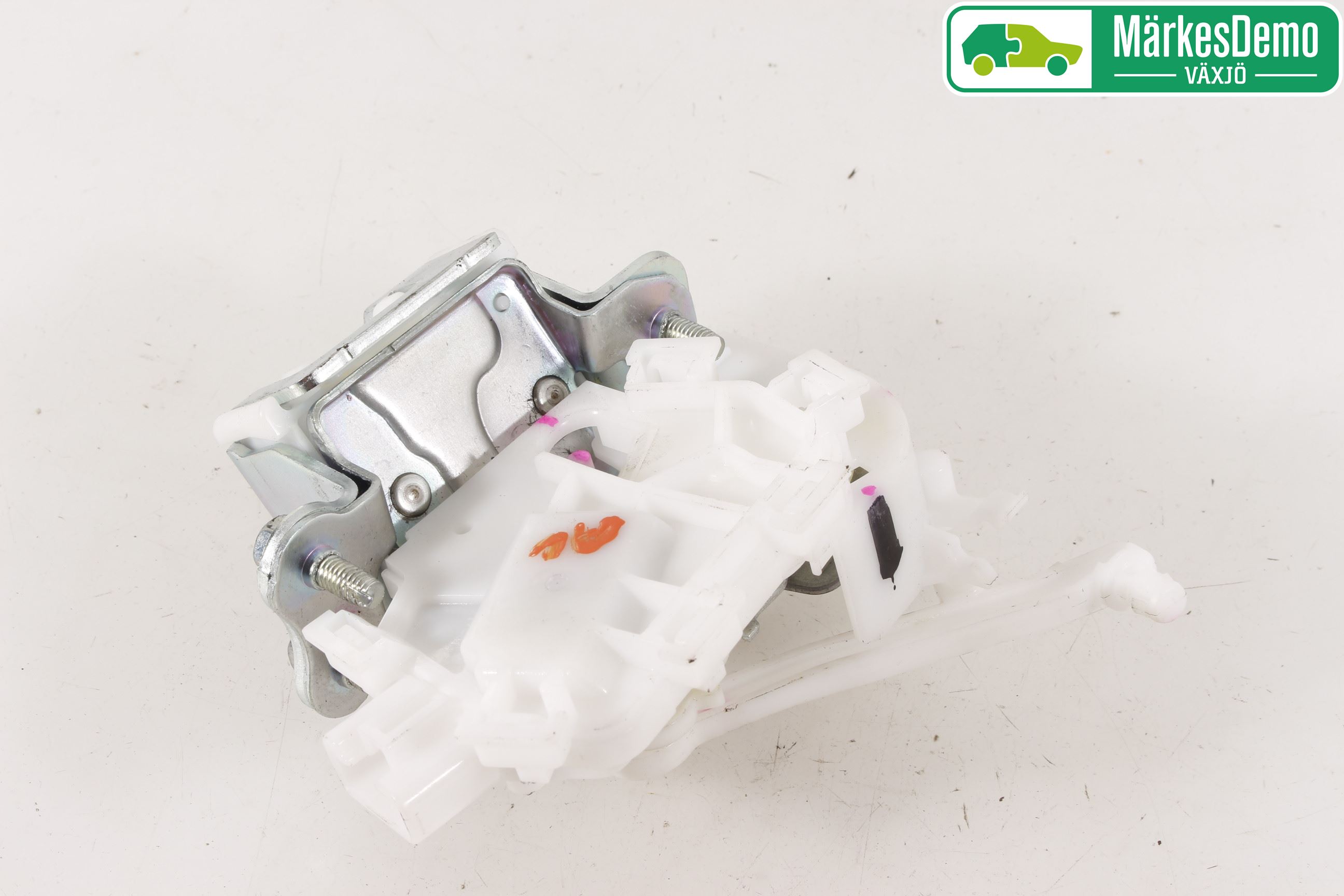 Mitsubishi SPACE STAR 13- Låskista Baklucka