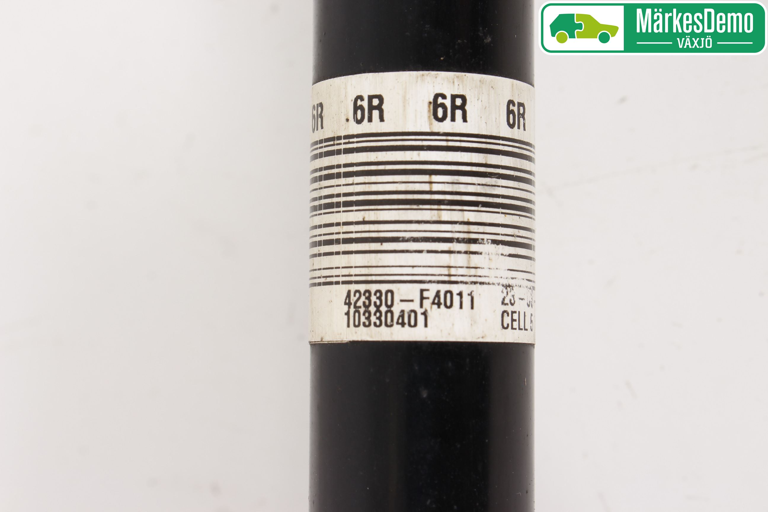 Toyota C-HR 16-23 Drivaxel Bak Höger