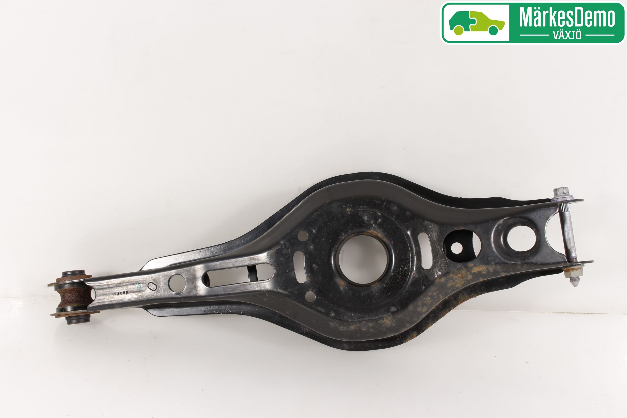 Toyota C-HR 16-23 Bärarm Bak Höger