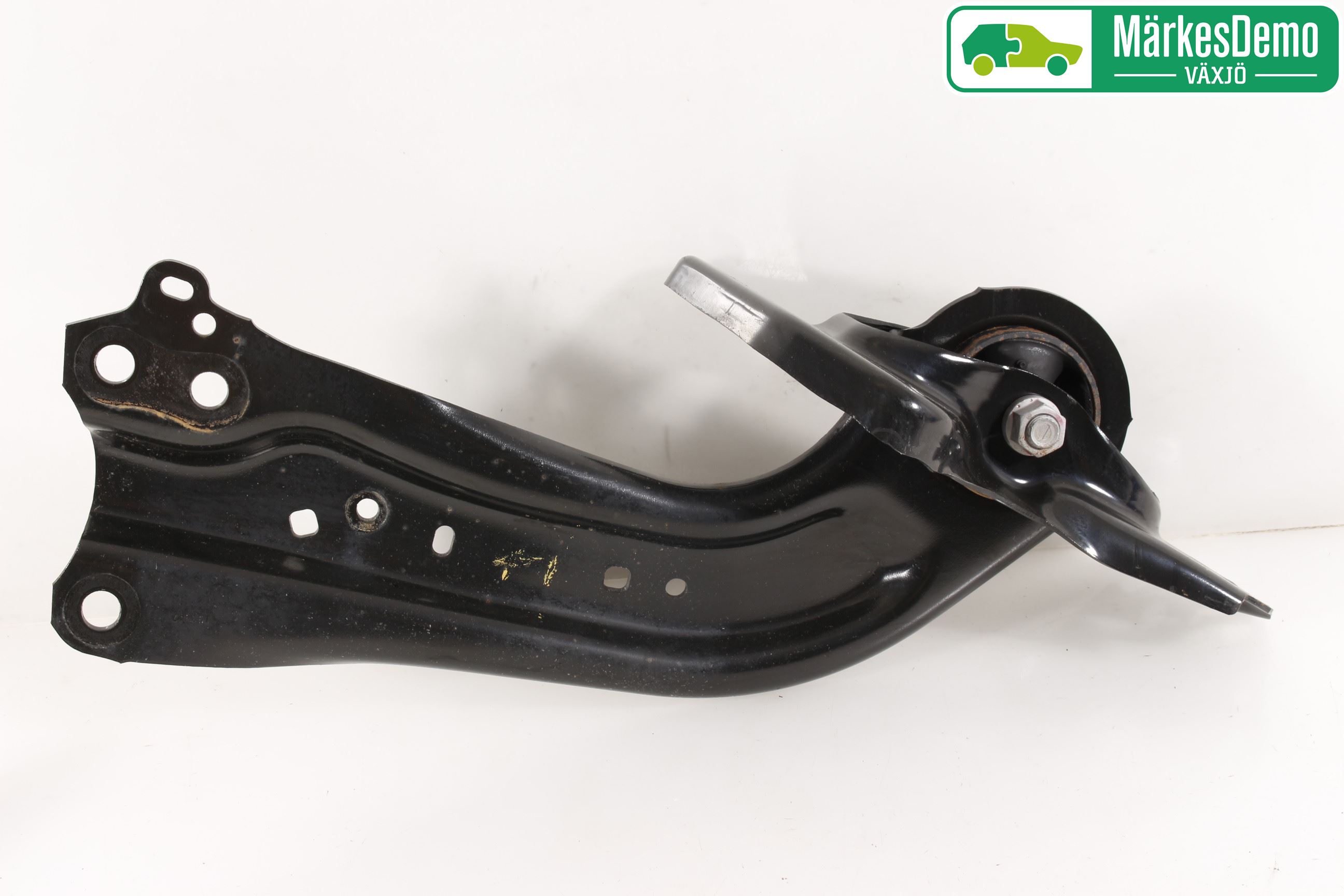 Toyota C-HR 16-23 Bärarm Bak Höger