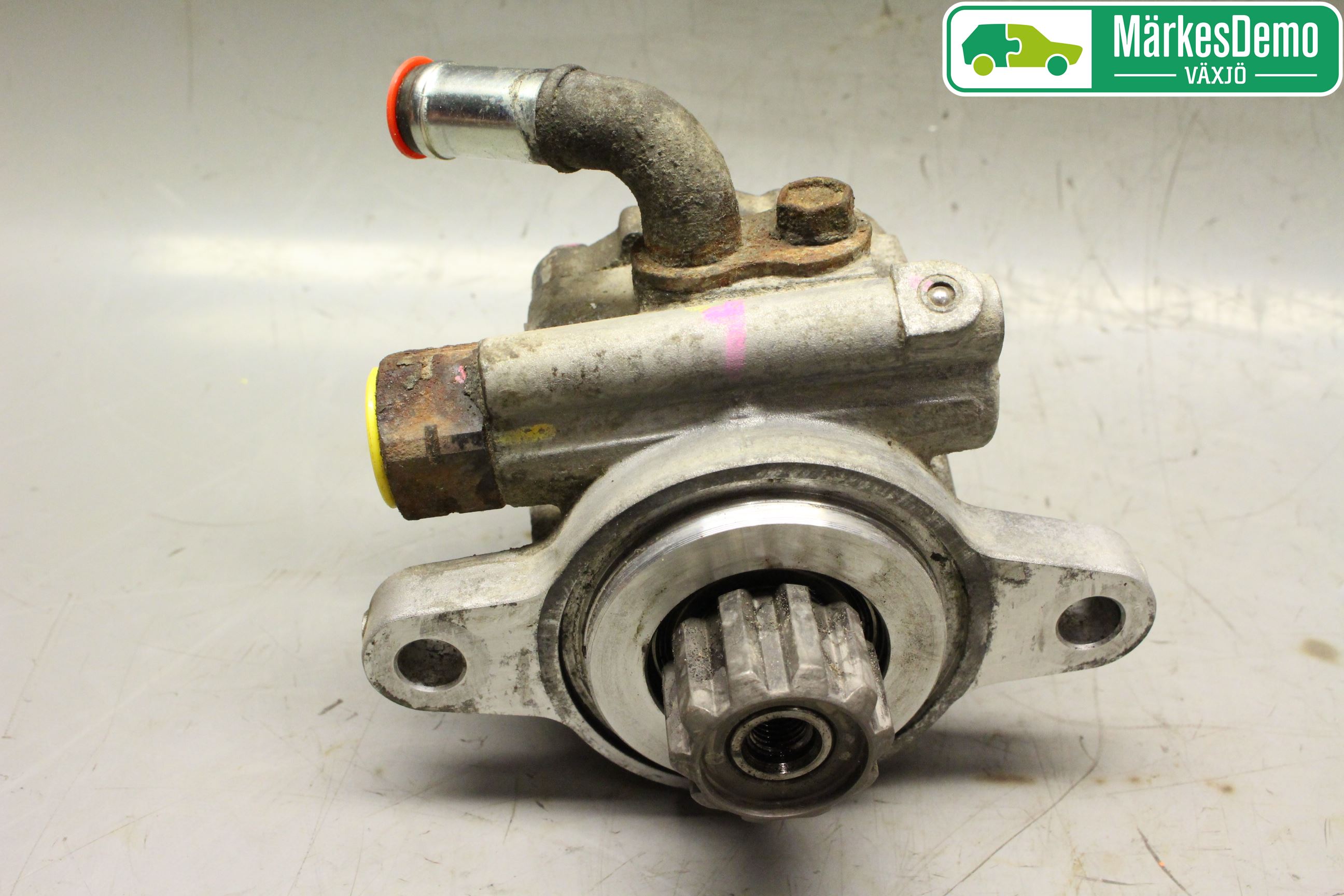 Toyota HILUX 05-16 Styrservopump