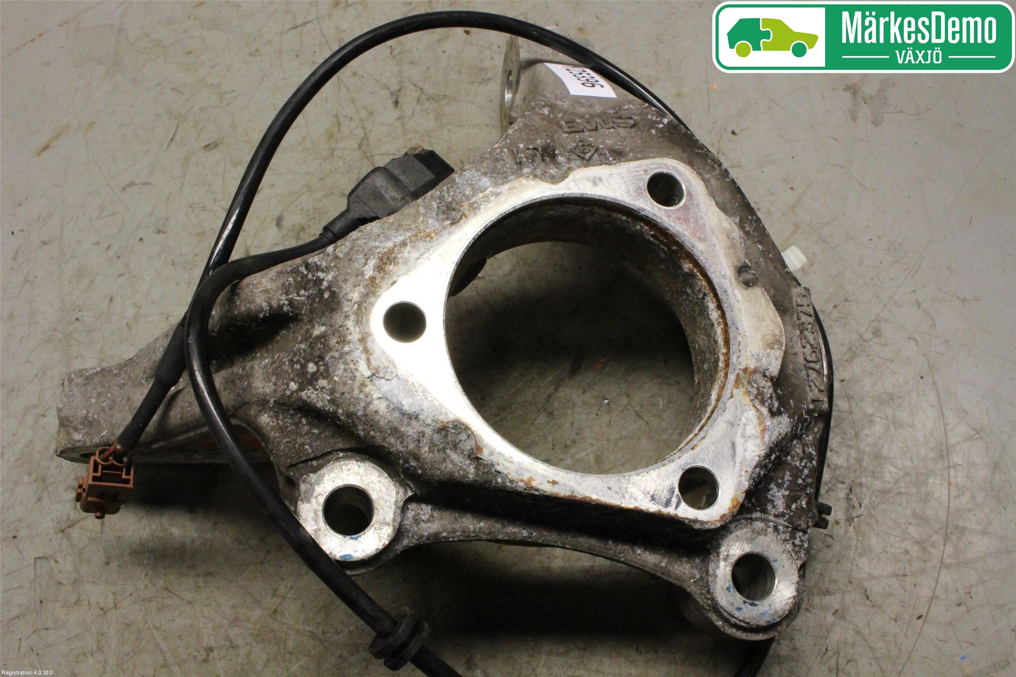 Saab 9-5     06-10 Styrspindel Lagerhus Vä