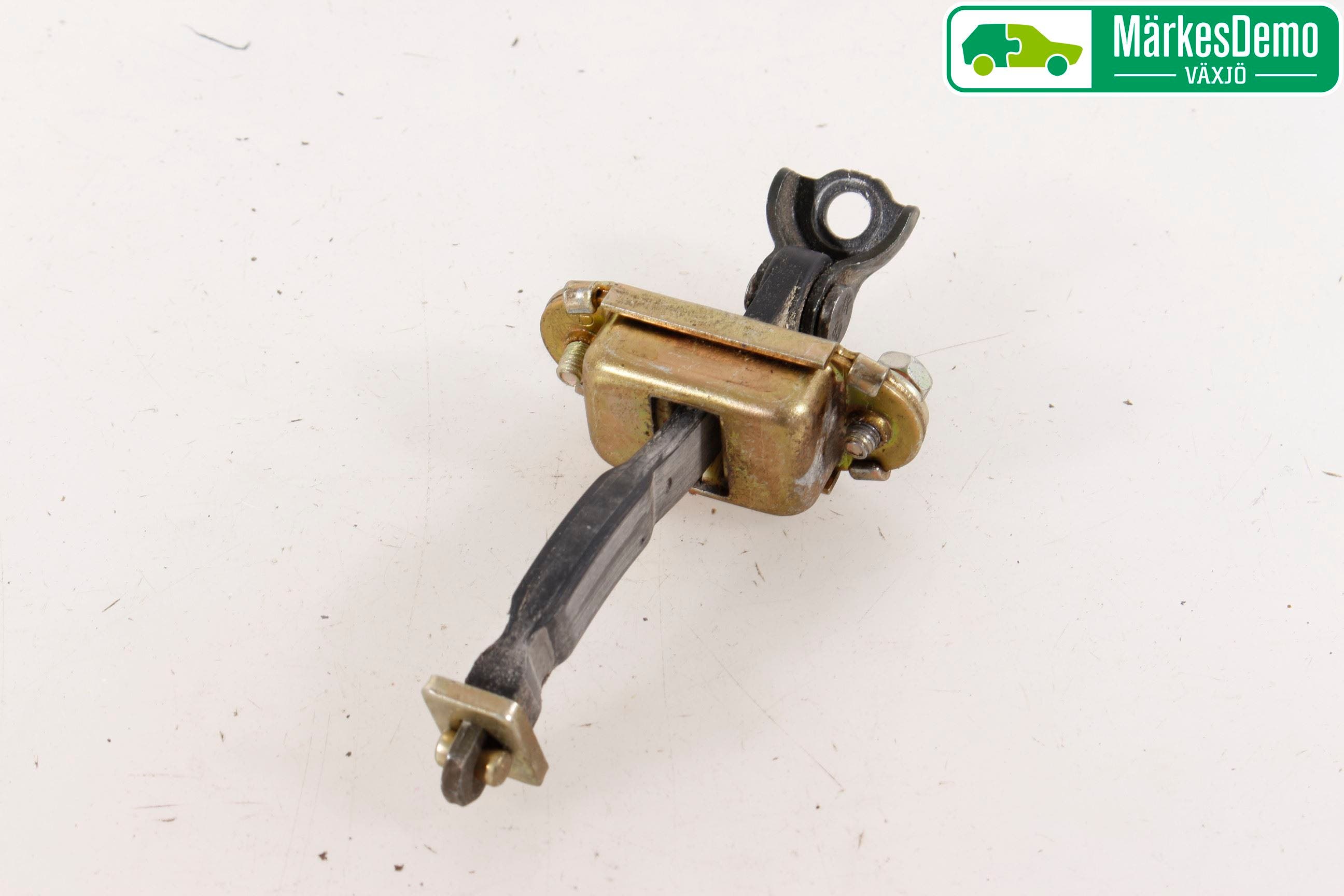 Toyota YARIS P1 03-05 Dörrstopp