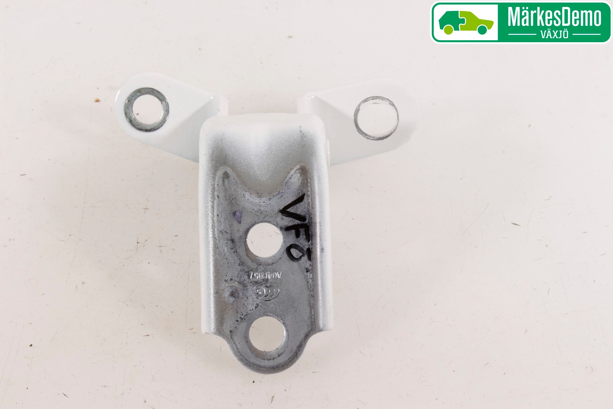 Hyundai i10 BA 14-16 Dörrgångjärn