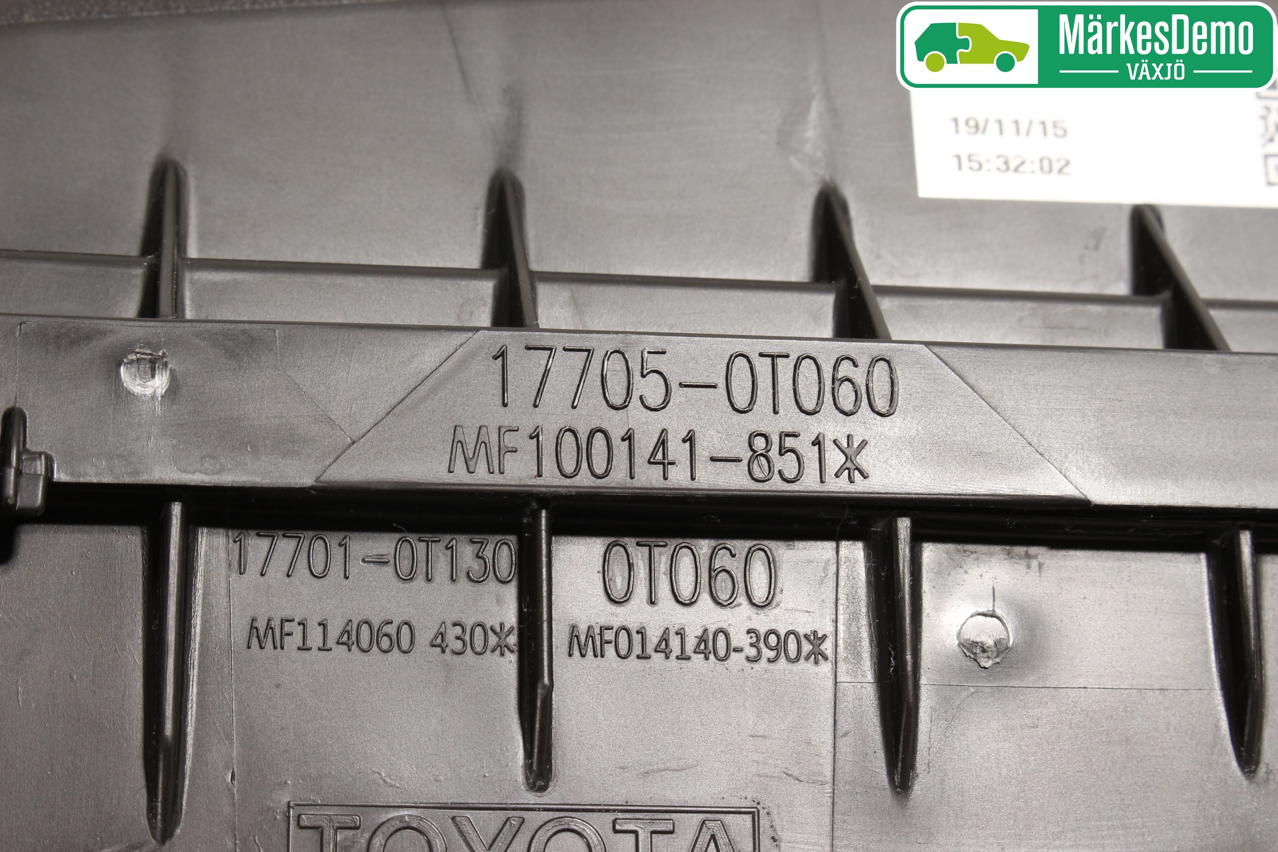 Toyota AURIS 13-19 Luftrenare