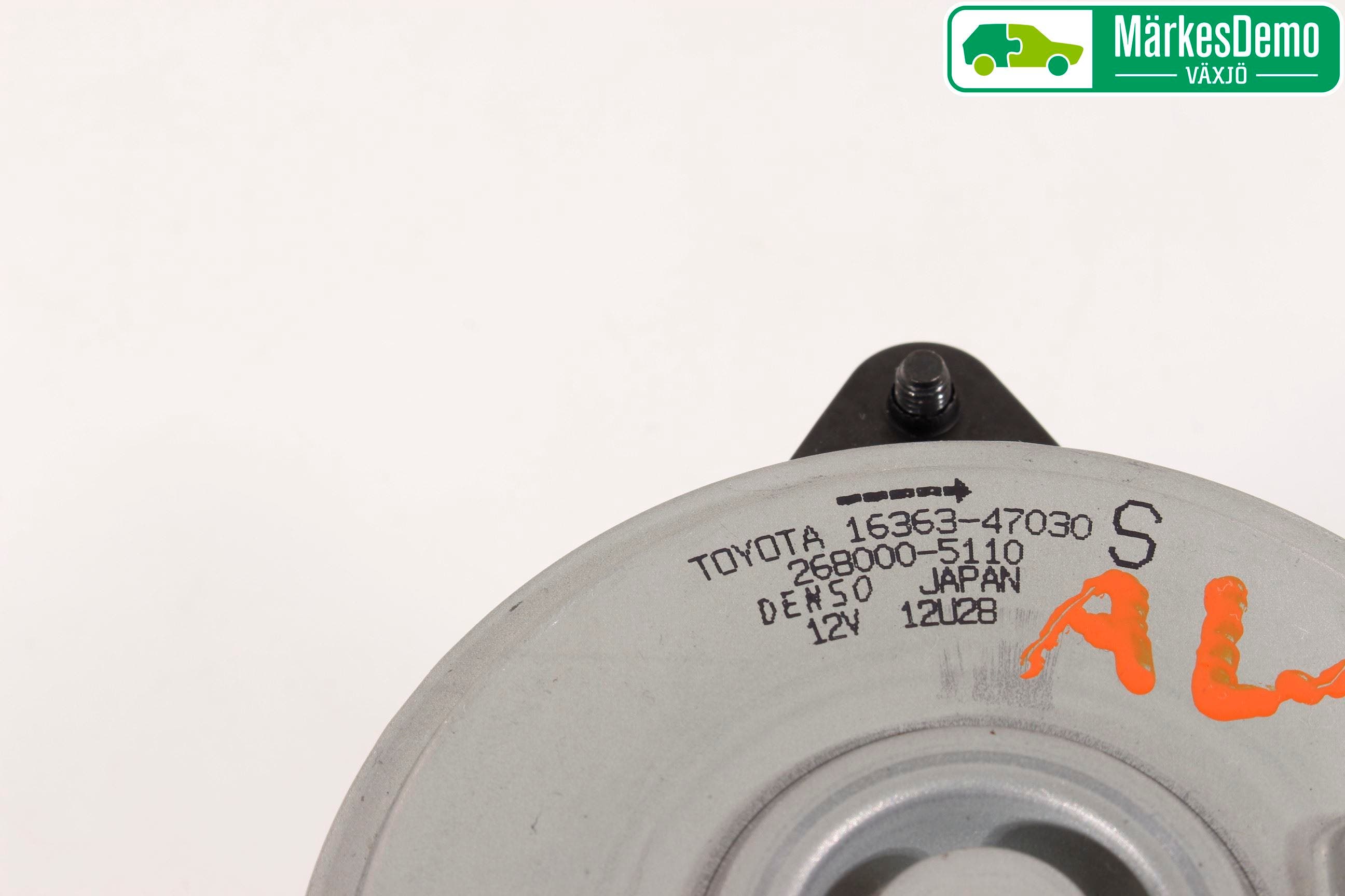 Toyota AURIS 13-19 Kylfläkt El