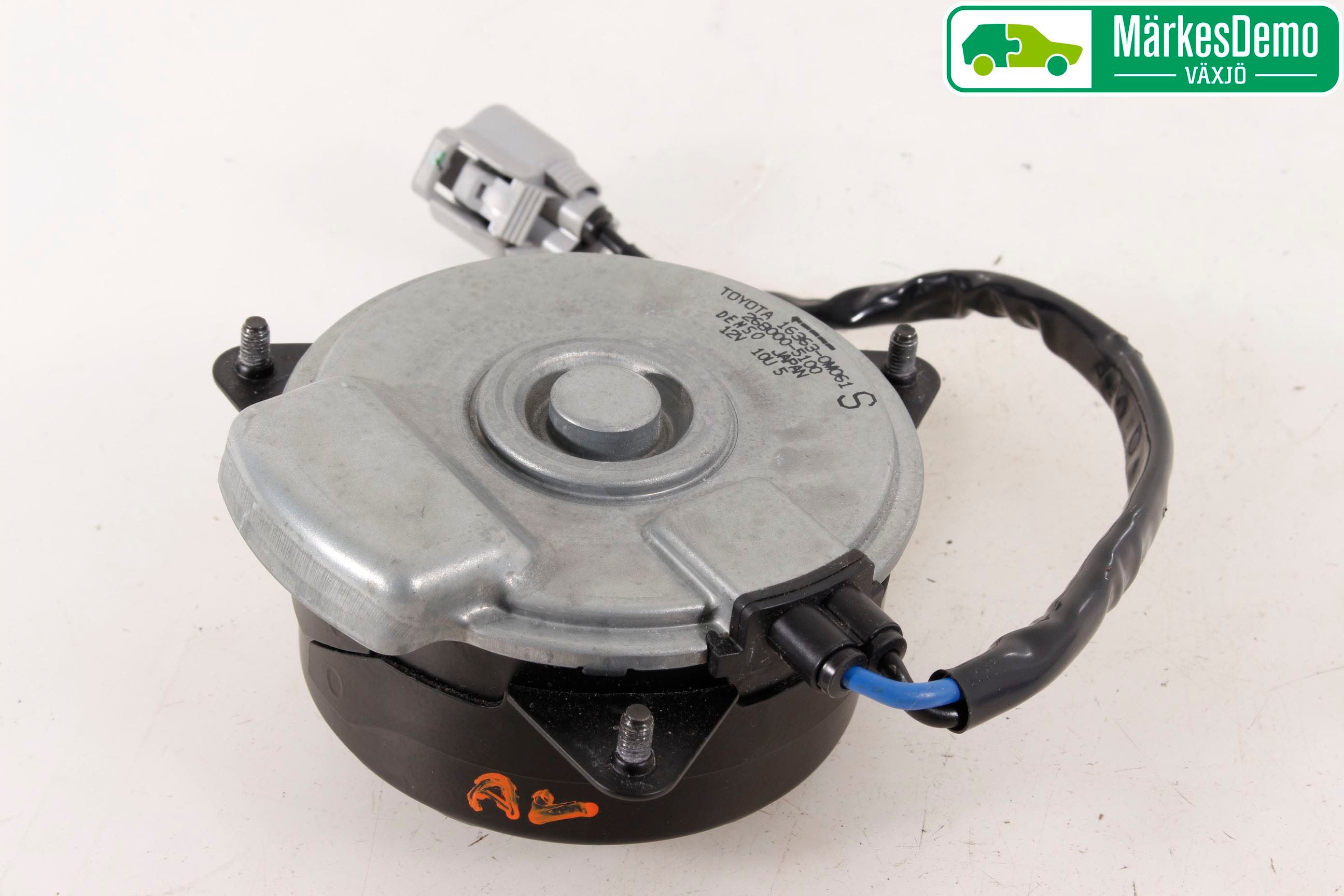 Toyota YARIS XP130 15-20 Kylfläkt El