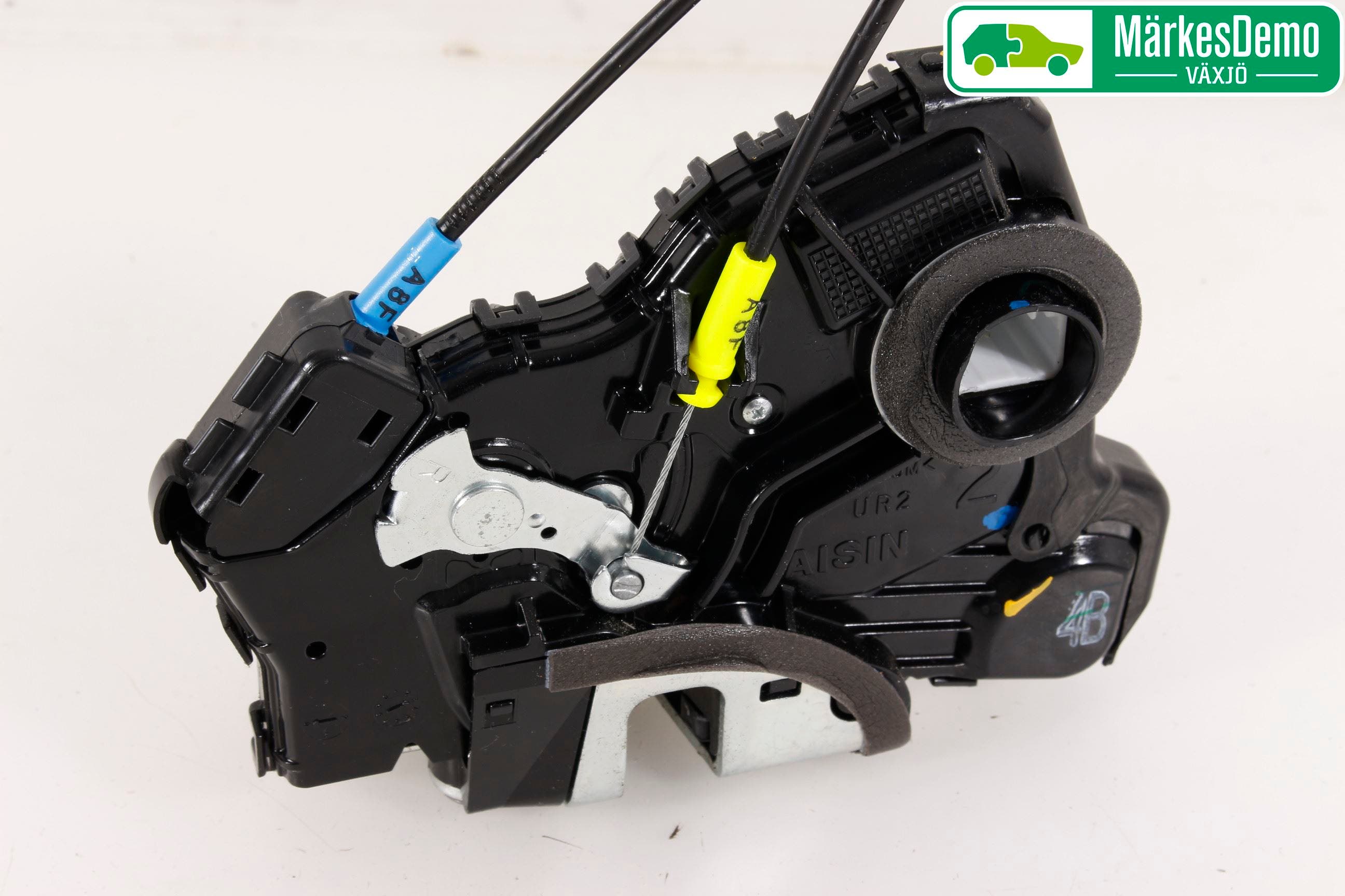 Toyota AURIS 13-19 Låskista-Dörrlås