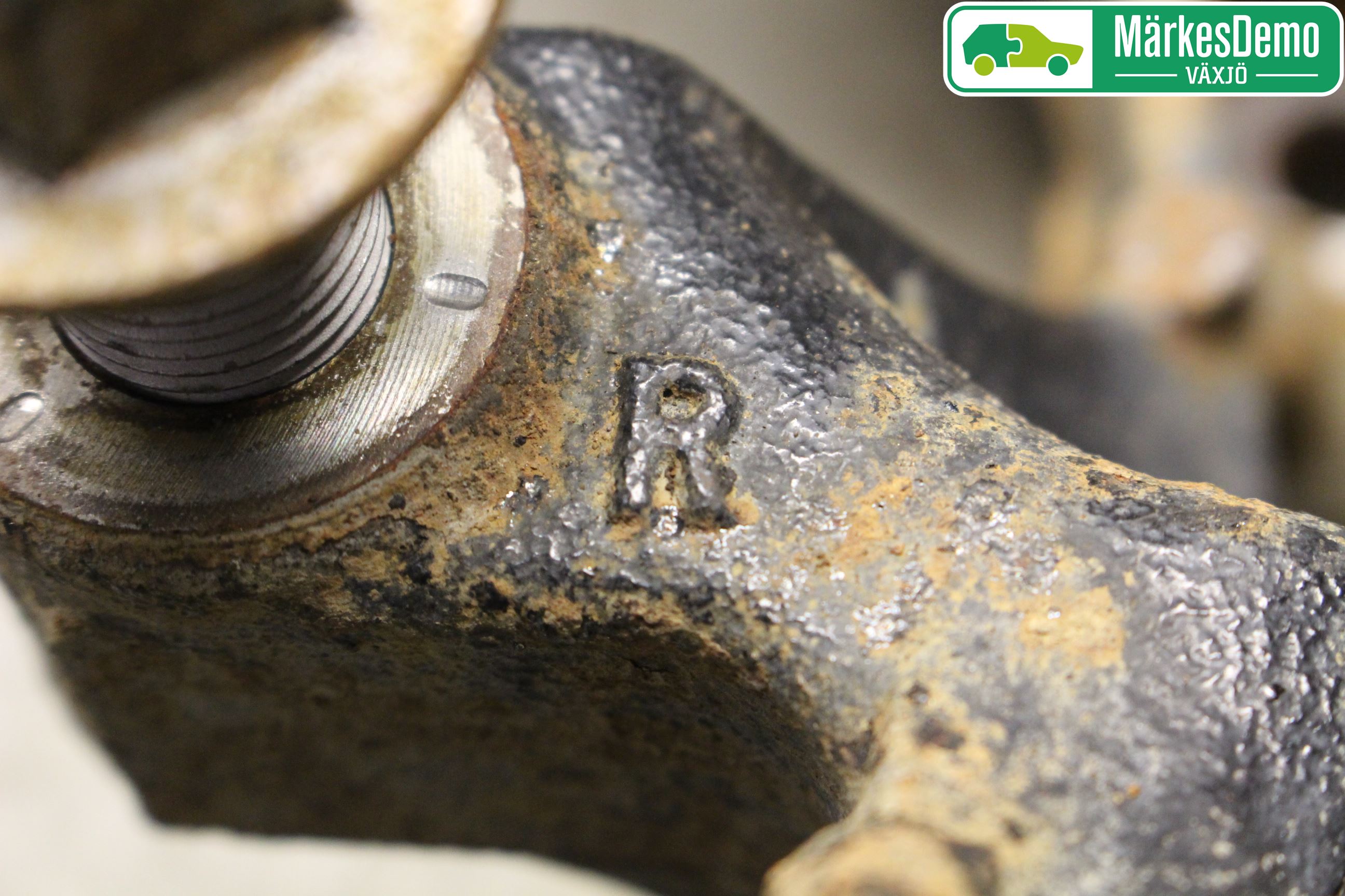 Lexus CT 200h Hjullagerhus-Spindel Hö B