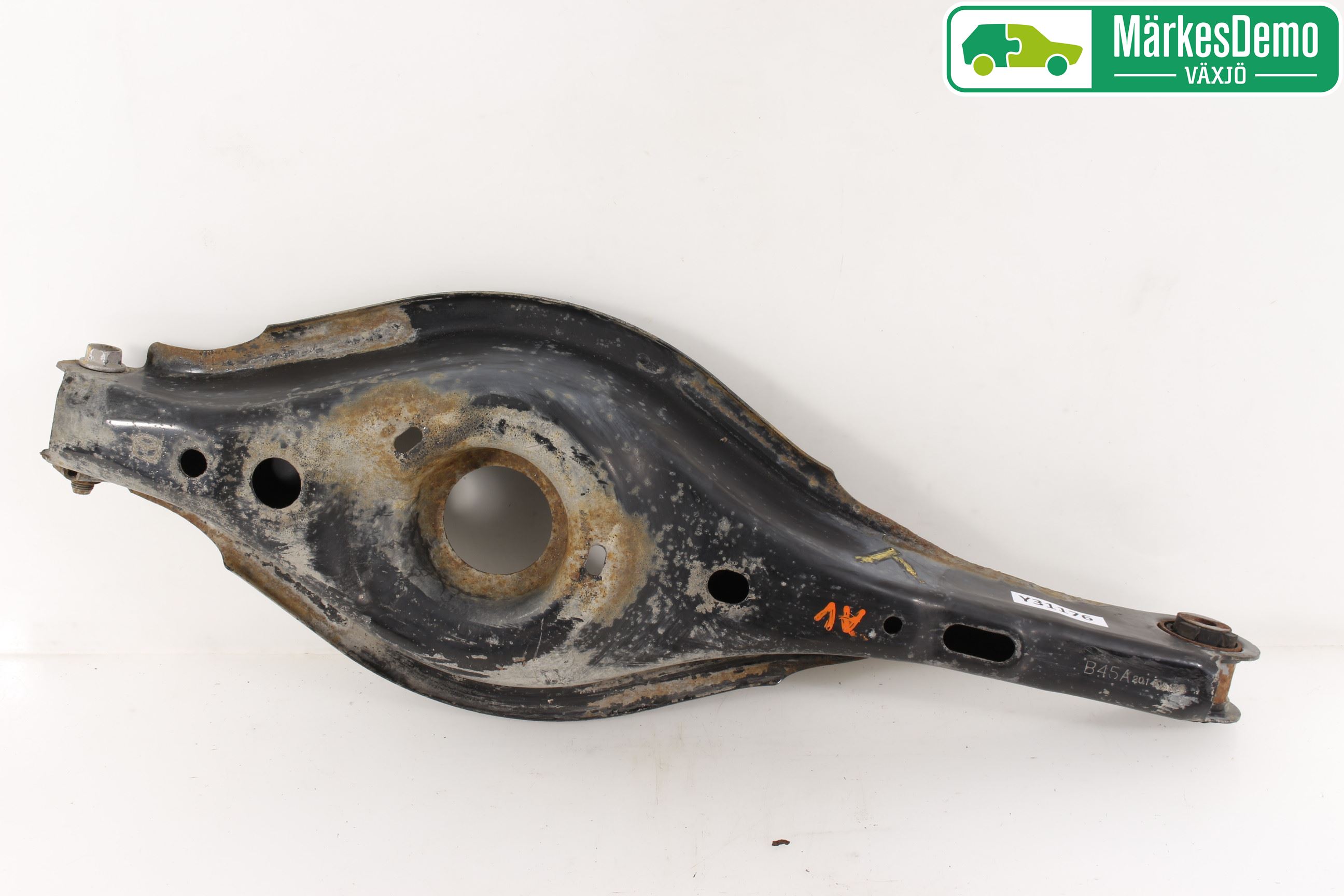 Mazda 3 III 14-19 Bärarm Bak Vänster