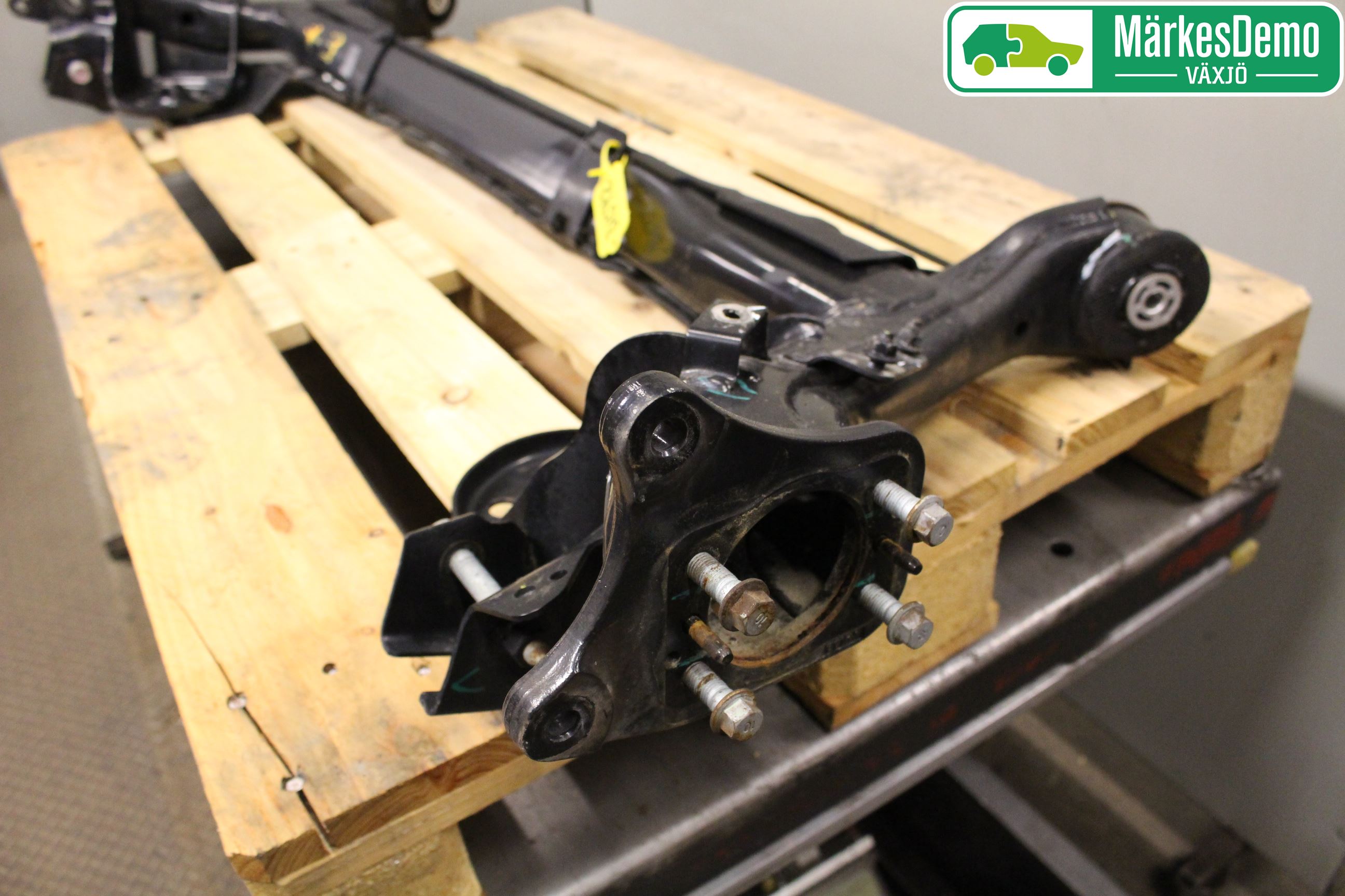 Hyundai i20 GB 15-20 Bakaxelbalk