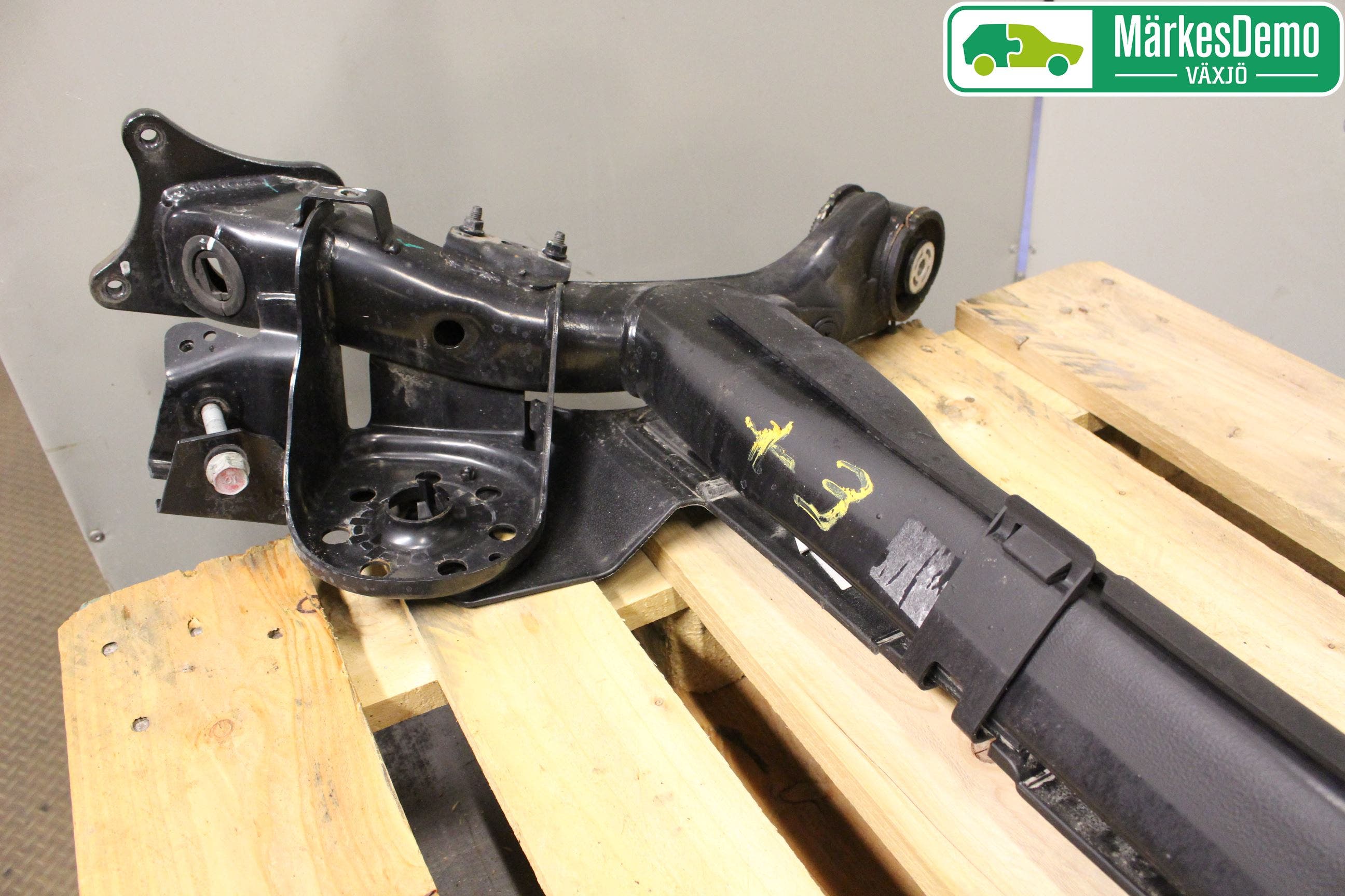 Hyundai i20 GB 15-20 Bakaxelbalk