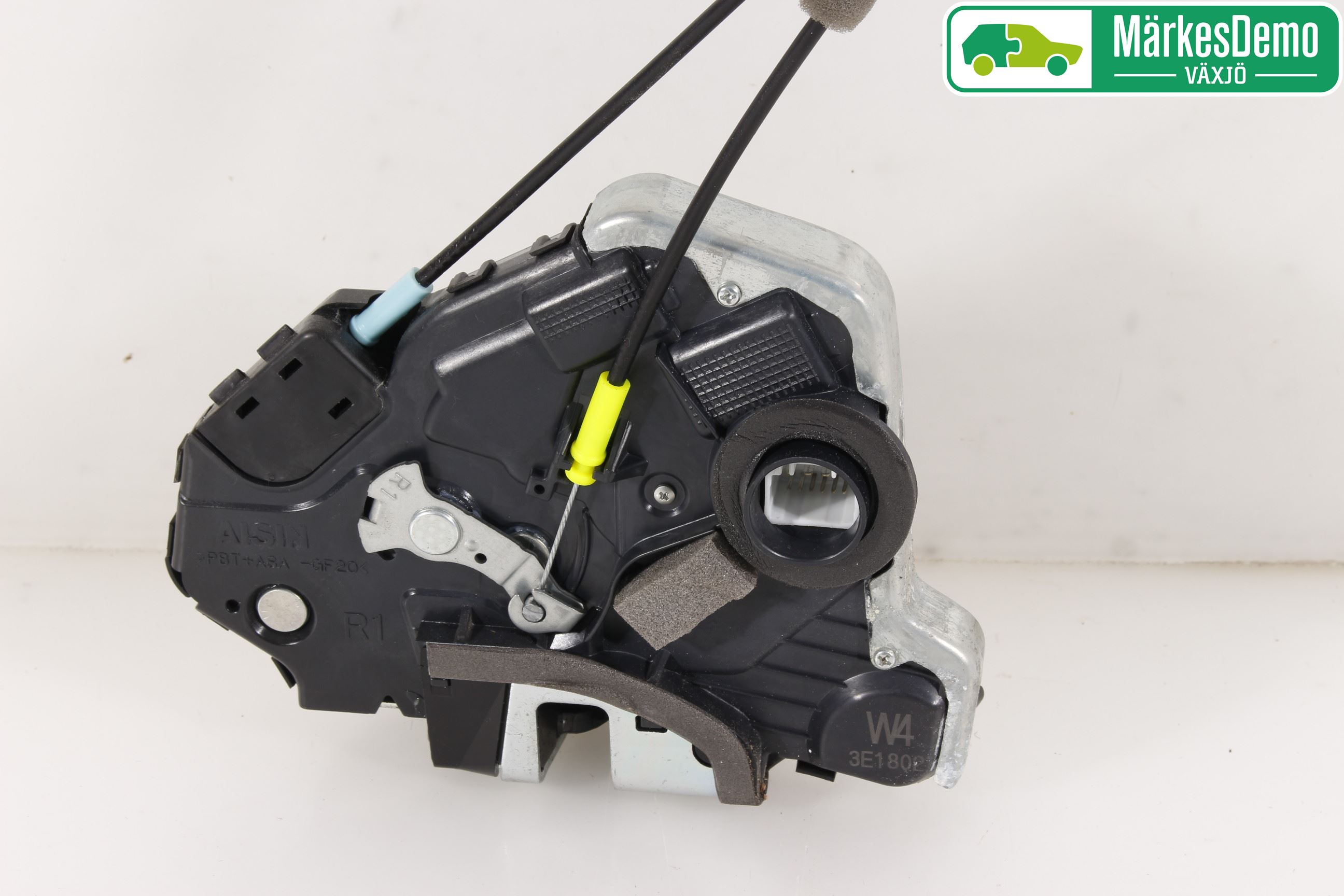 Lexus IS 250/350 14-20 Låskista-Dörrlås