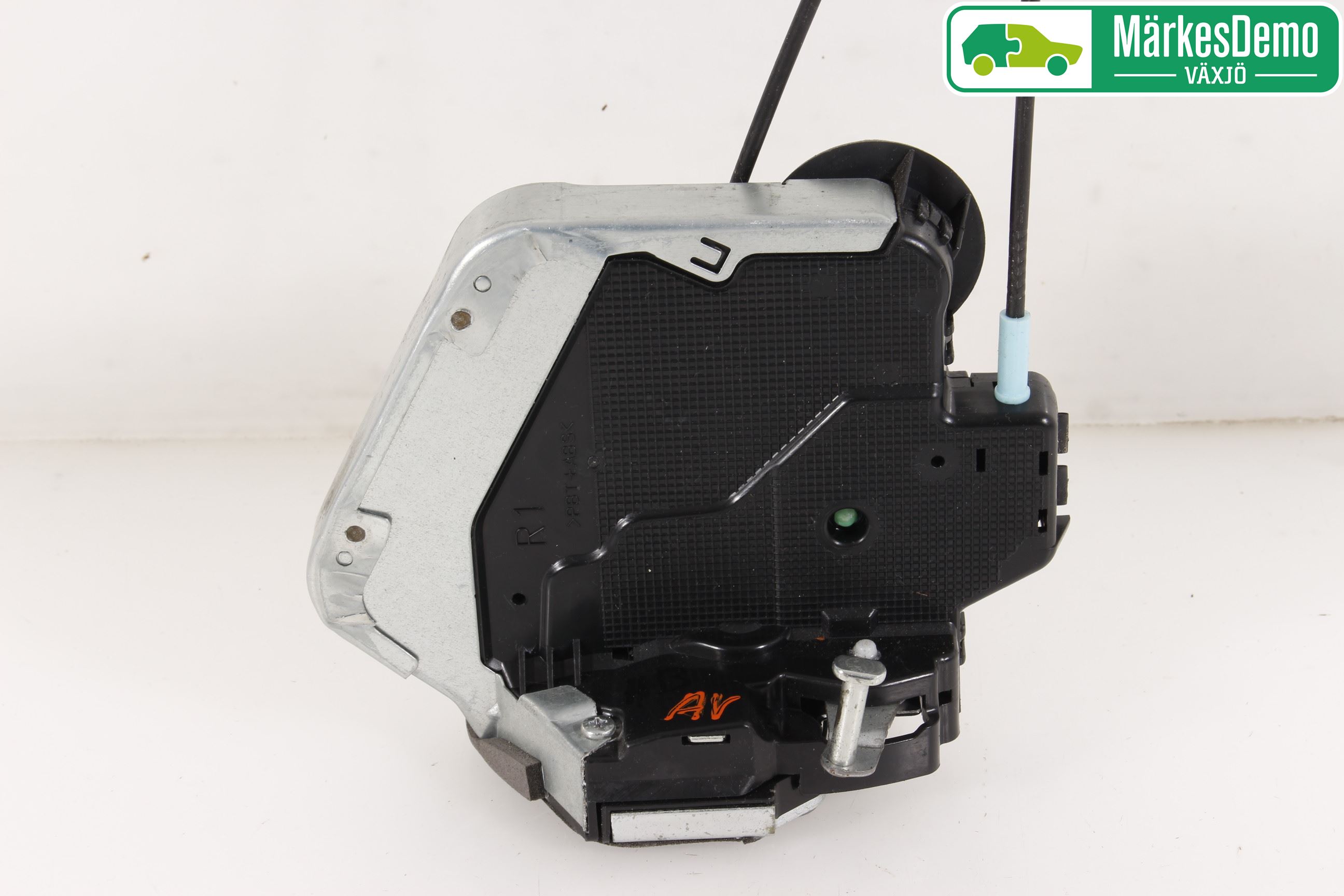 Lexus IS 250/350 14-20 Låskista-Dörrlås