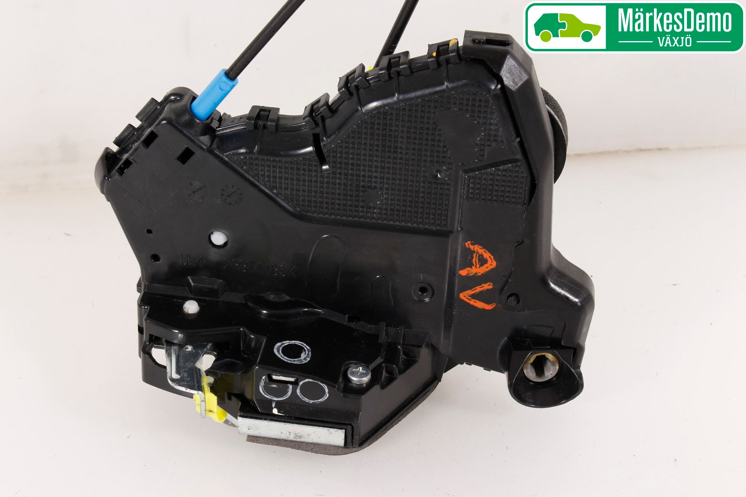 Toyota AURIS 13-19 Låskista-Dörrlås