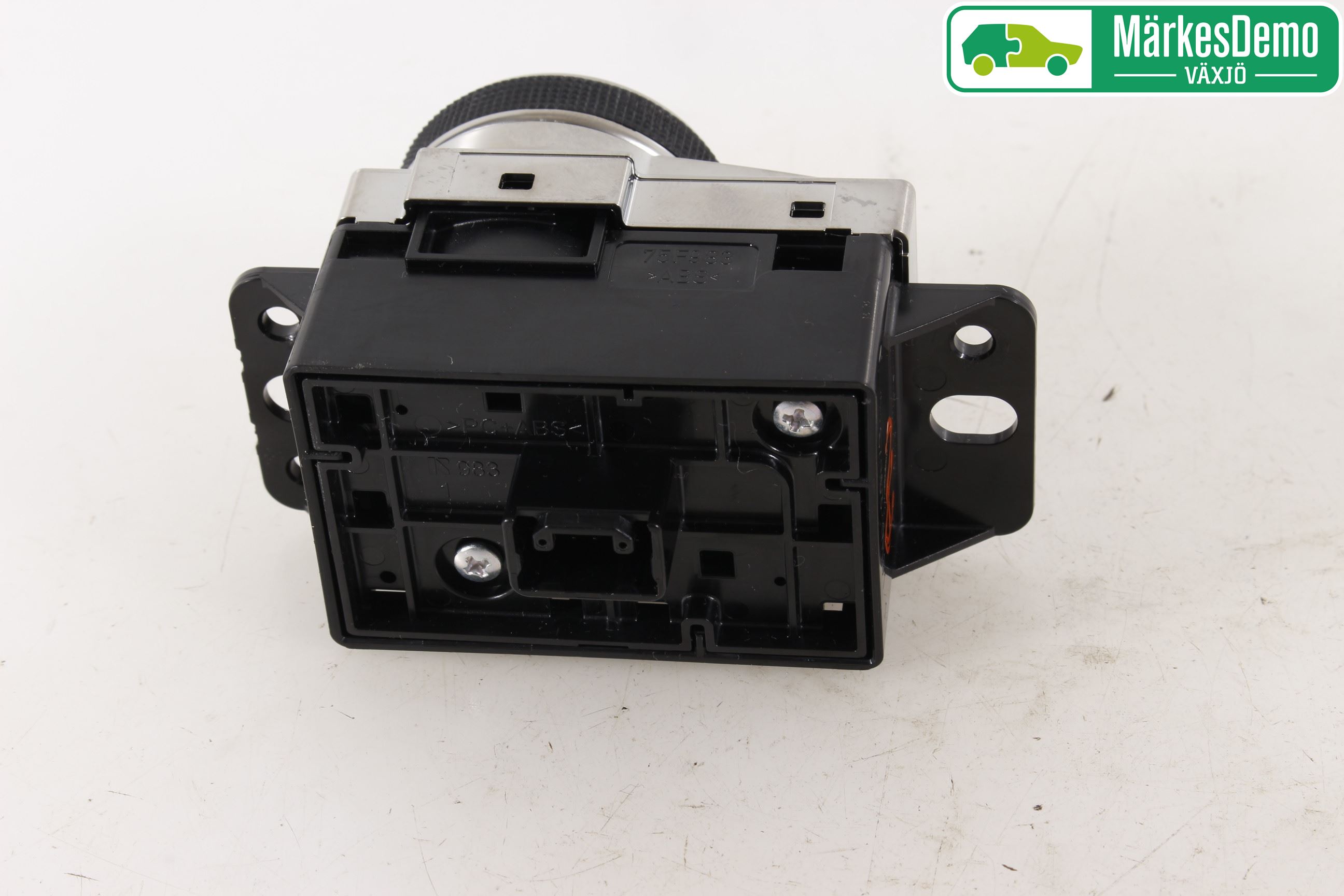 Suzuki VITARA 15- Startknapp Personbil