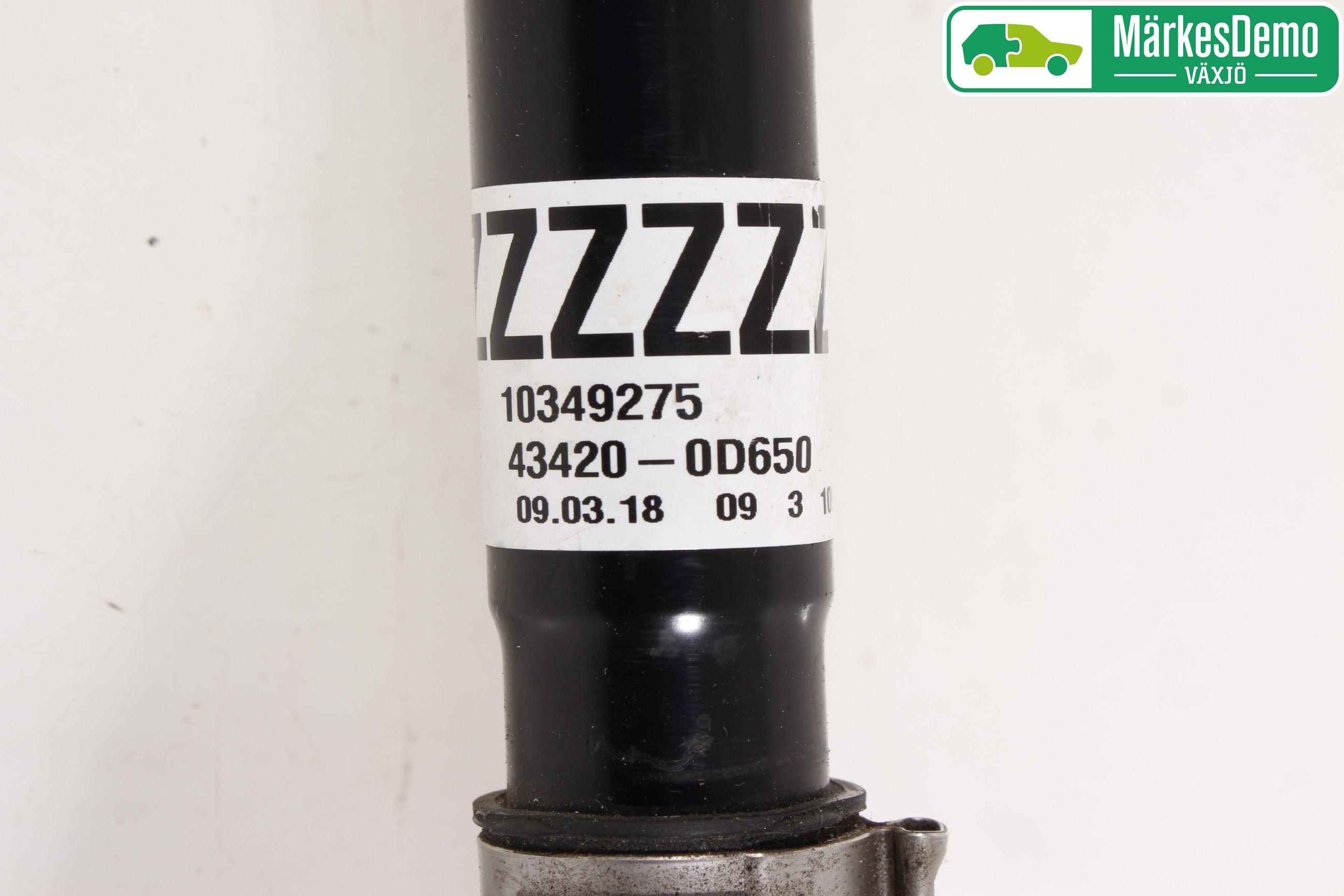 Toyota YARIS XP130 15-20 Drivaxel Fram Vänster