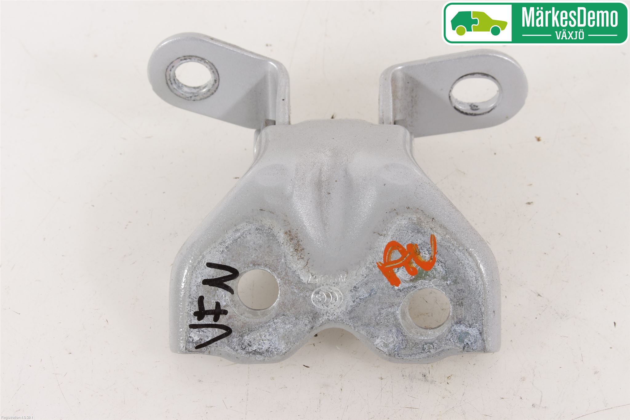 Hyundai i20 GB 15-20 Dörrgångjärn