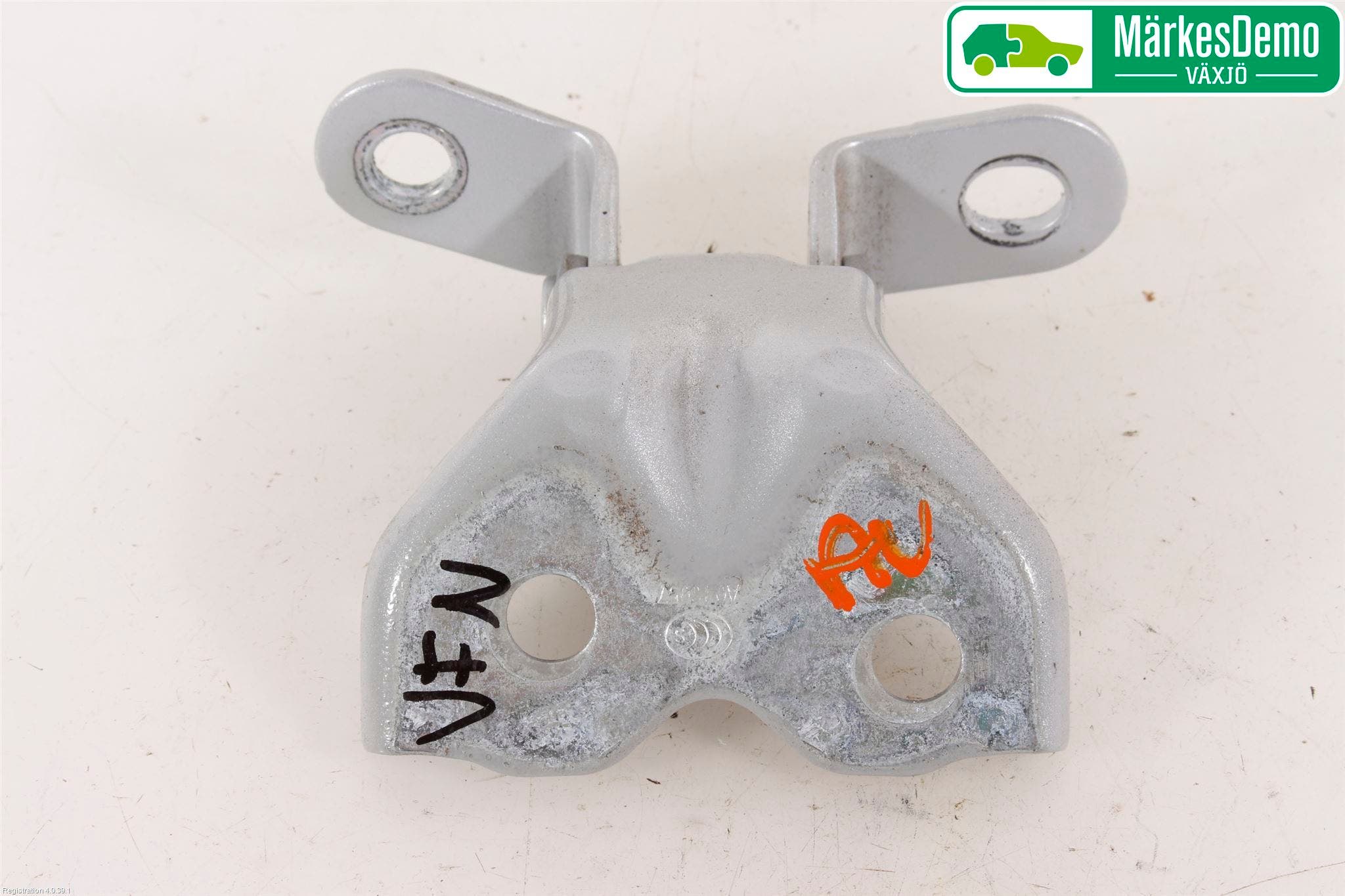 Hyundai i20 GB 15-20 Dörrgångjärn