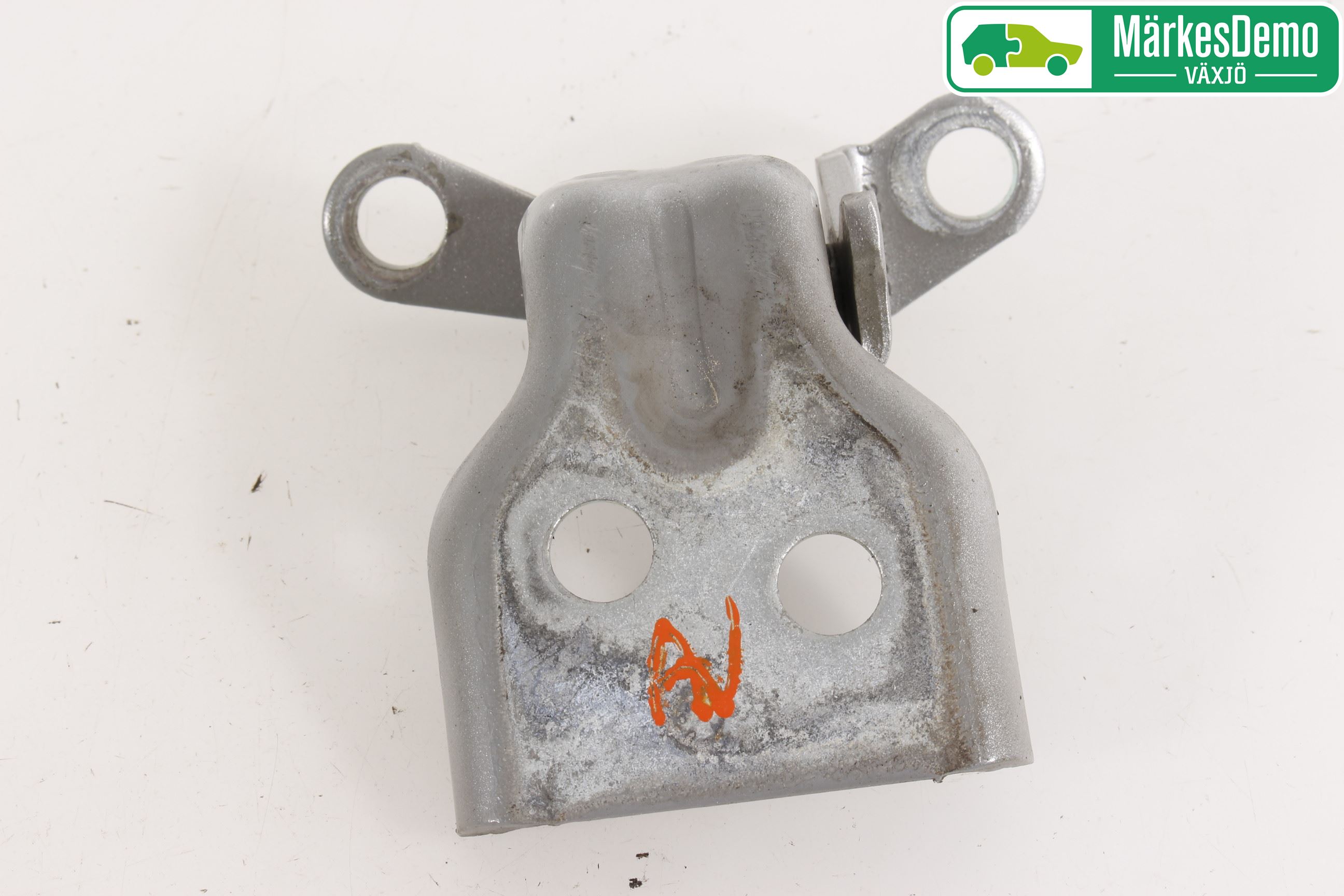 Ford FIESTA     06-08 Dörrgångjärn