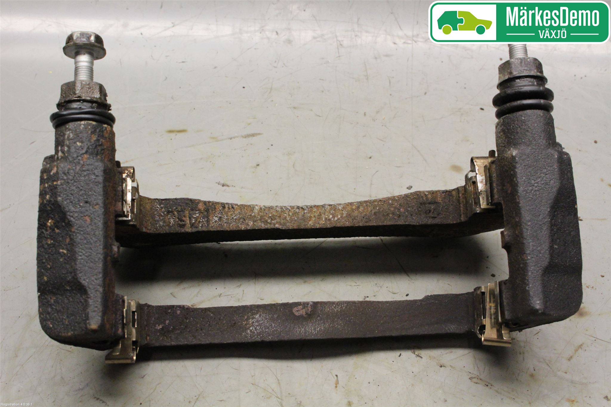 Toyota RAV4 13-18 Bromsokshållare