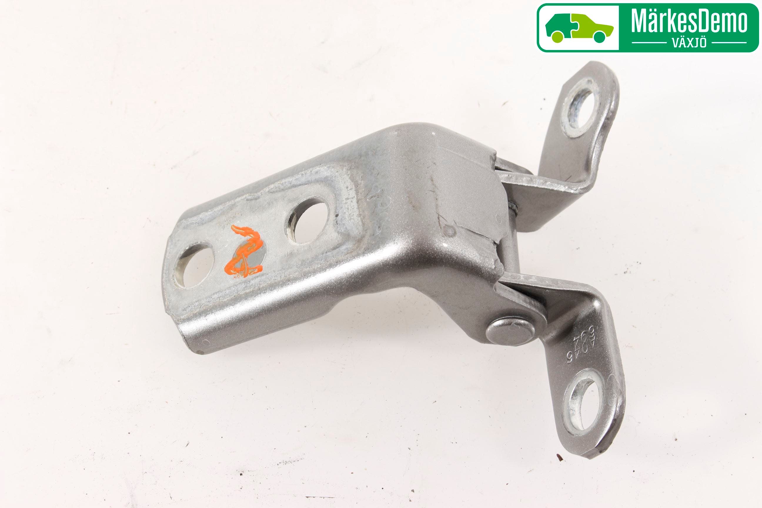 Lexus CT 200h Dörrgångjärn