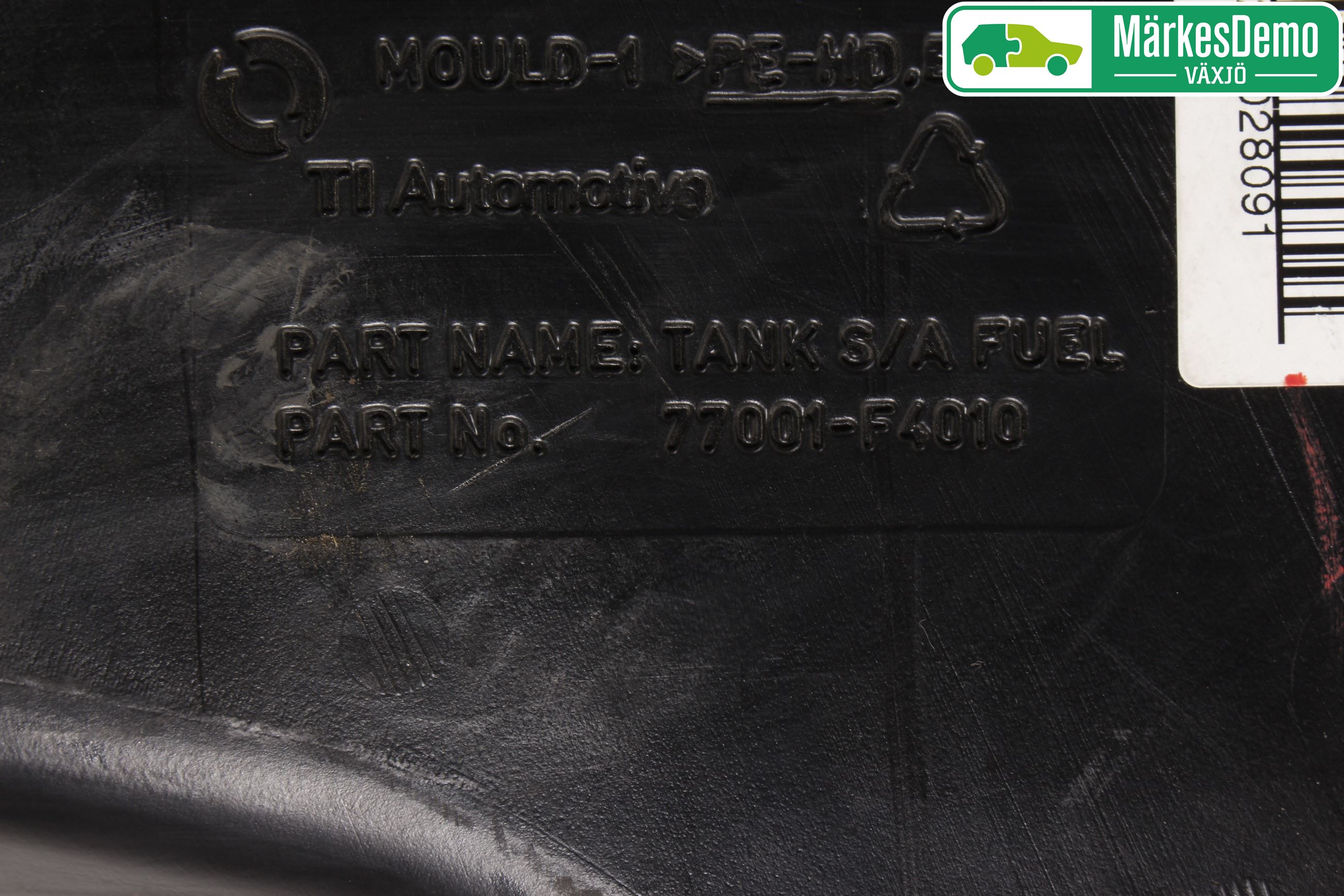 Toyota C-HR 16-23 Bränsletank Insprutning