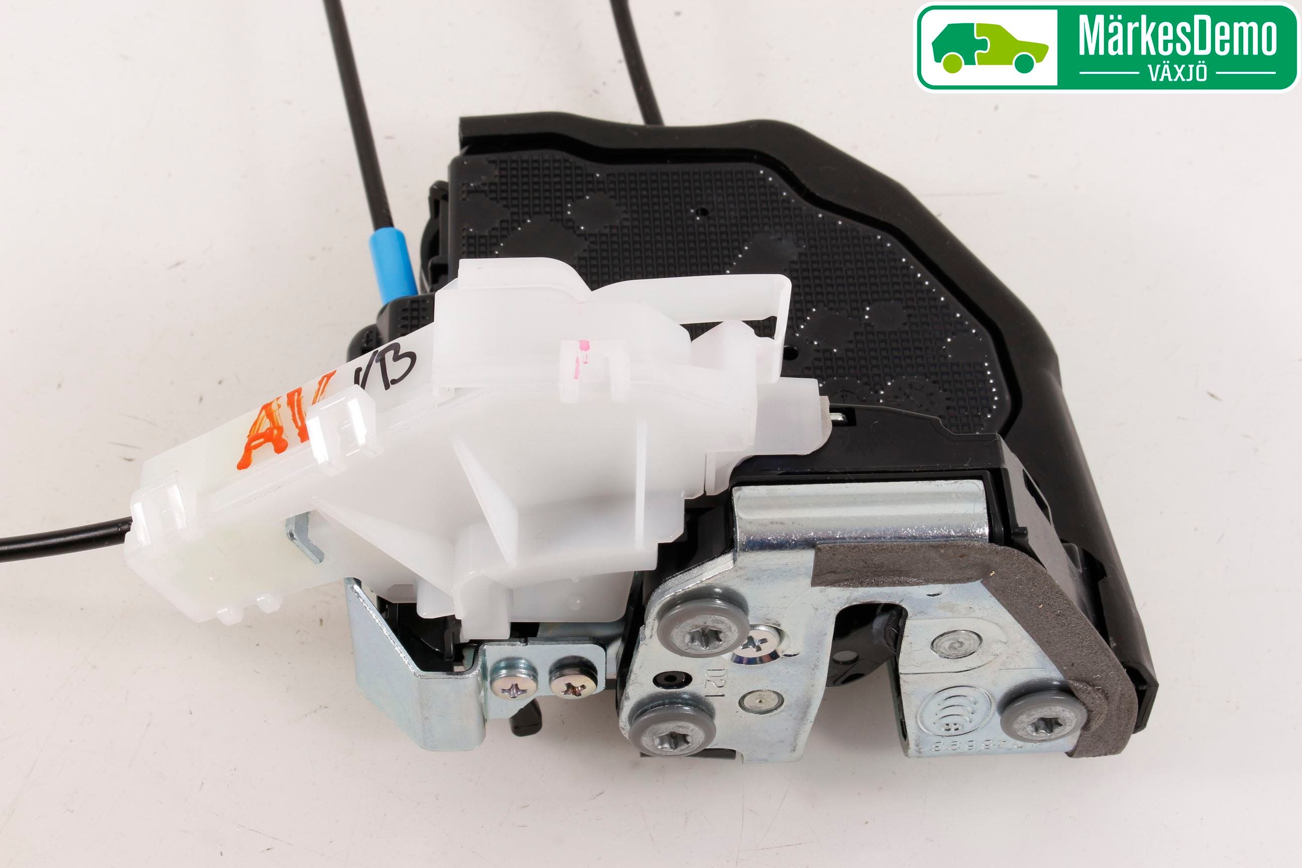 Toyota C-HR 16-23 Låskista-Dörrlås