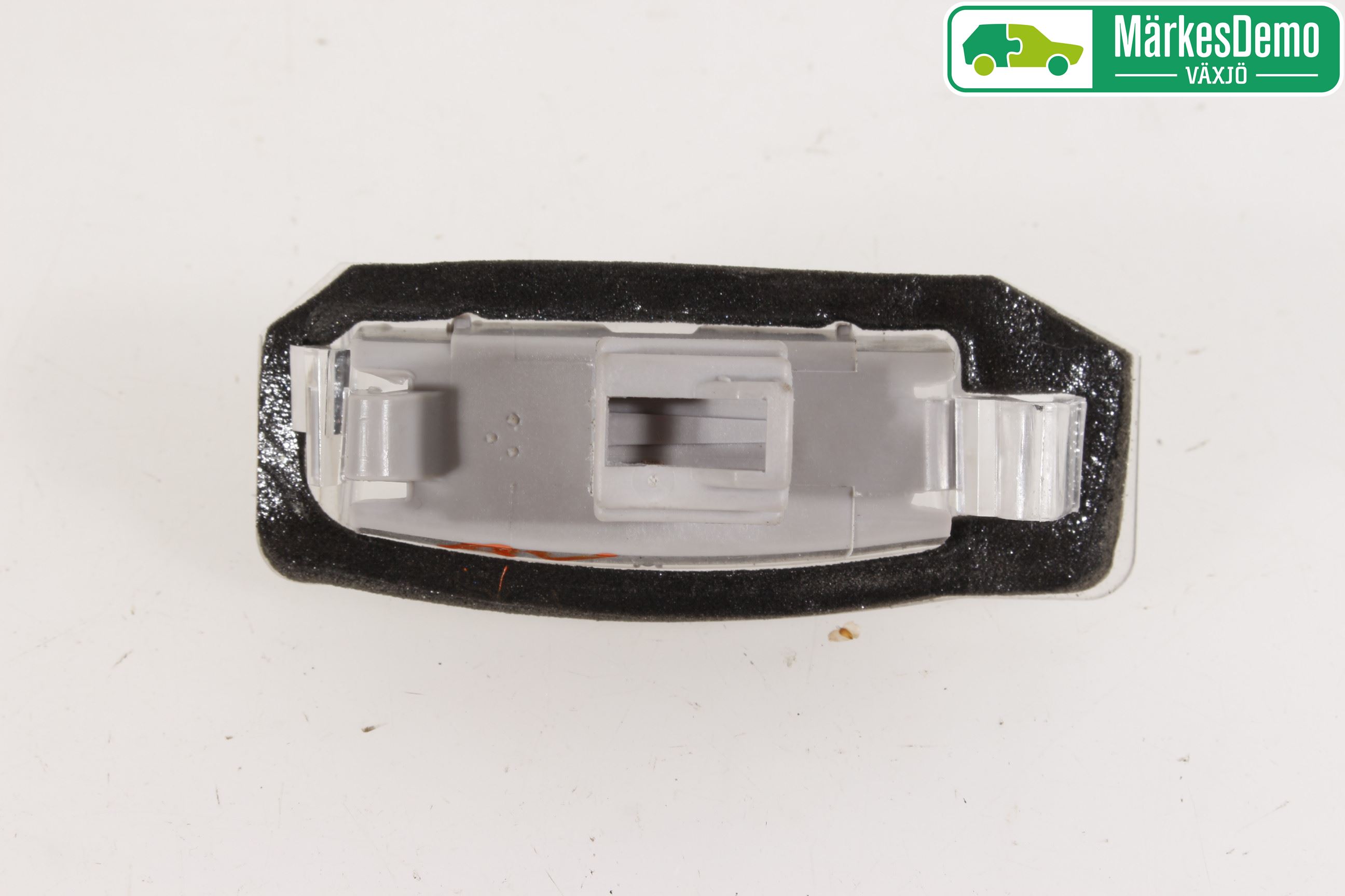 Mitsubishi OUTLANDER 13-21 Skylt Belysning