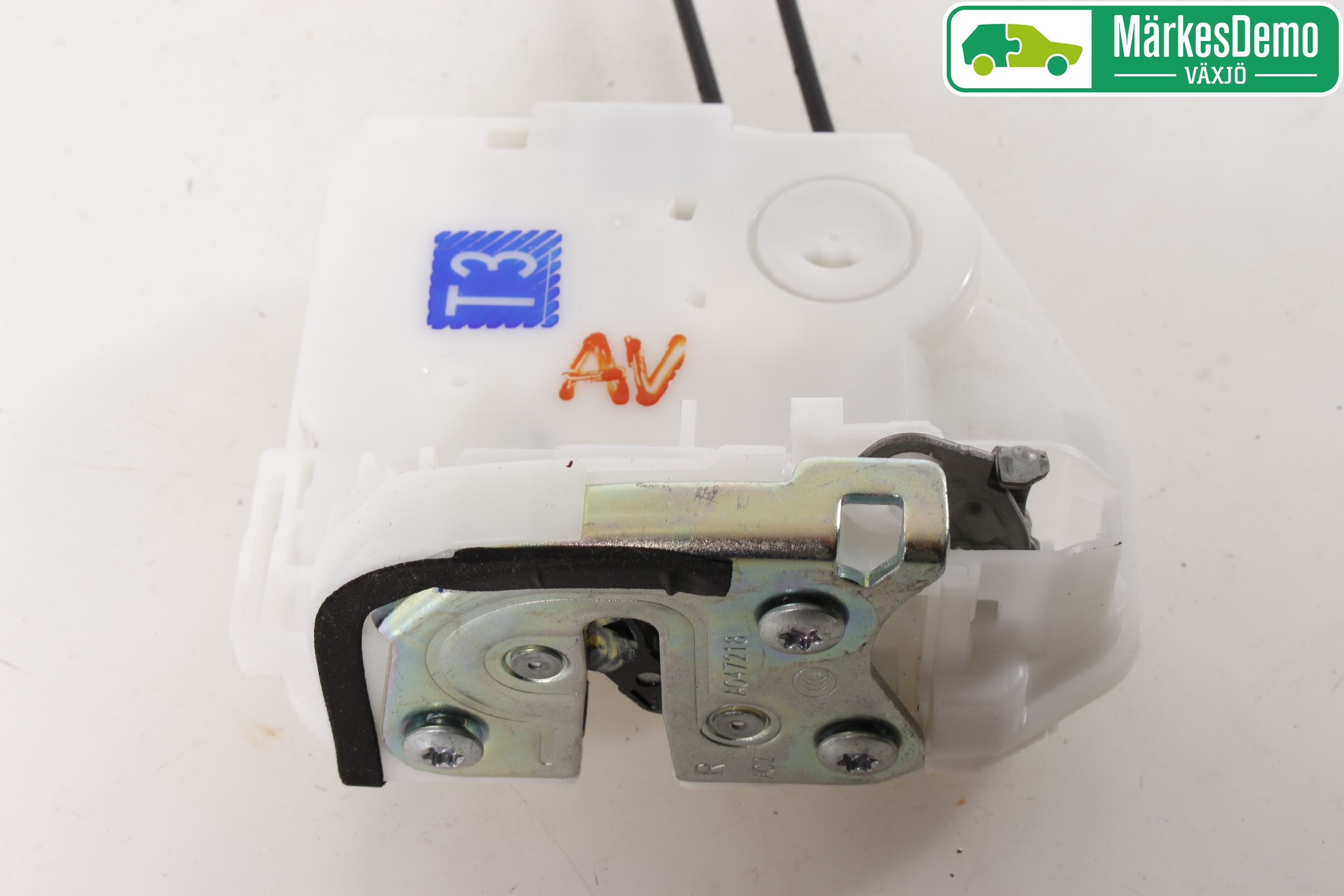 Mitsubishi OUTLANDER 13-21 Låskista-Dörrlås