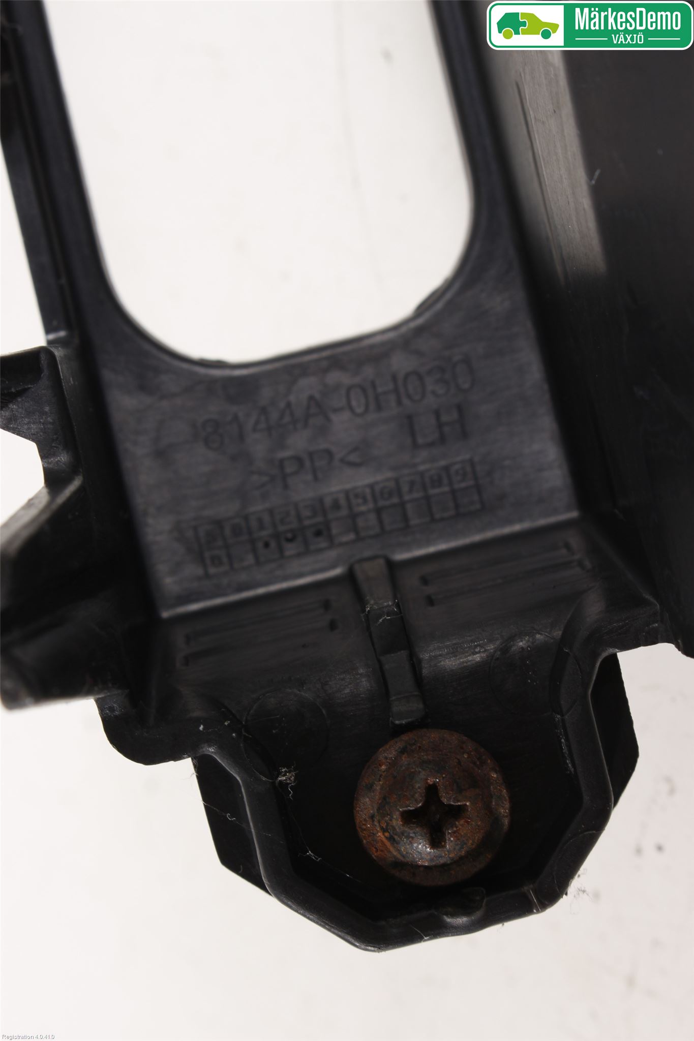 Toyota AYGO 15-21 Strålkastare Vänster