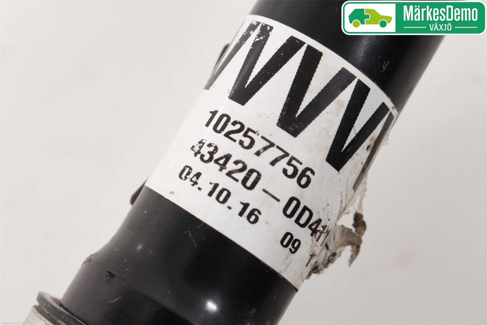 Toyota YARIS XP130 15-20 Drivaxel Fram Vänster